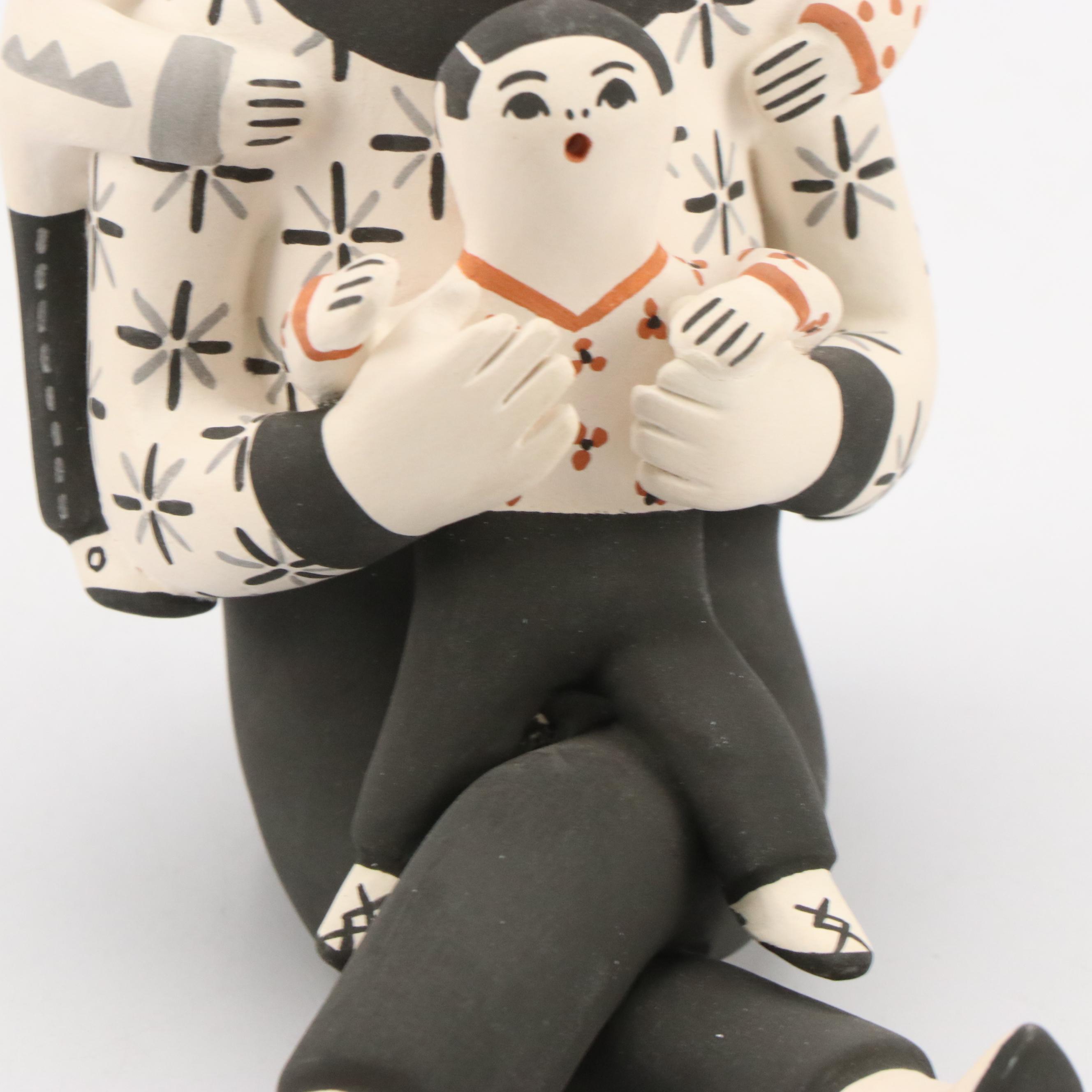 Michelle Paisano Laguna Pueblo Storyteller Figure