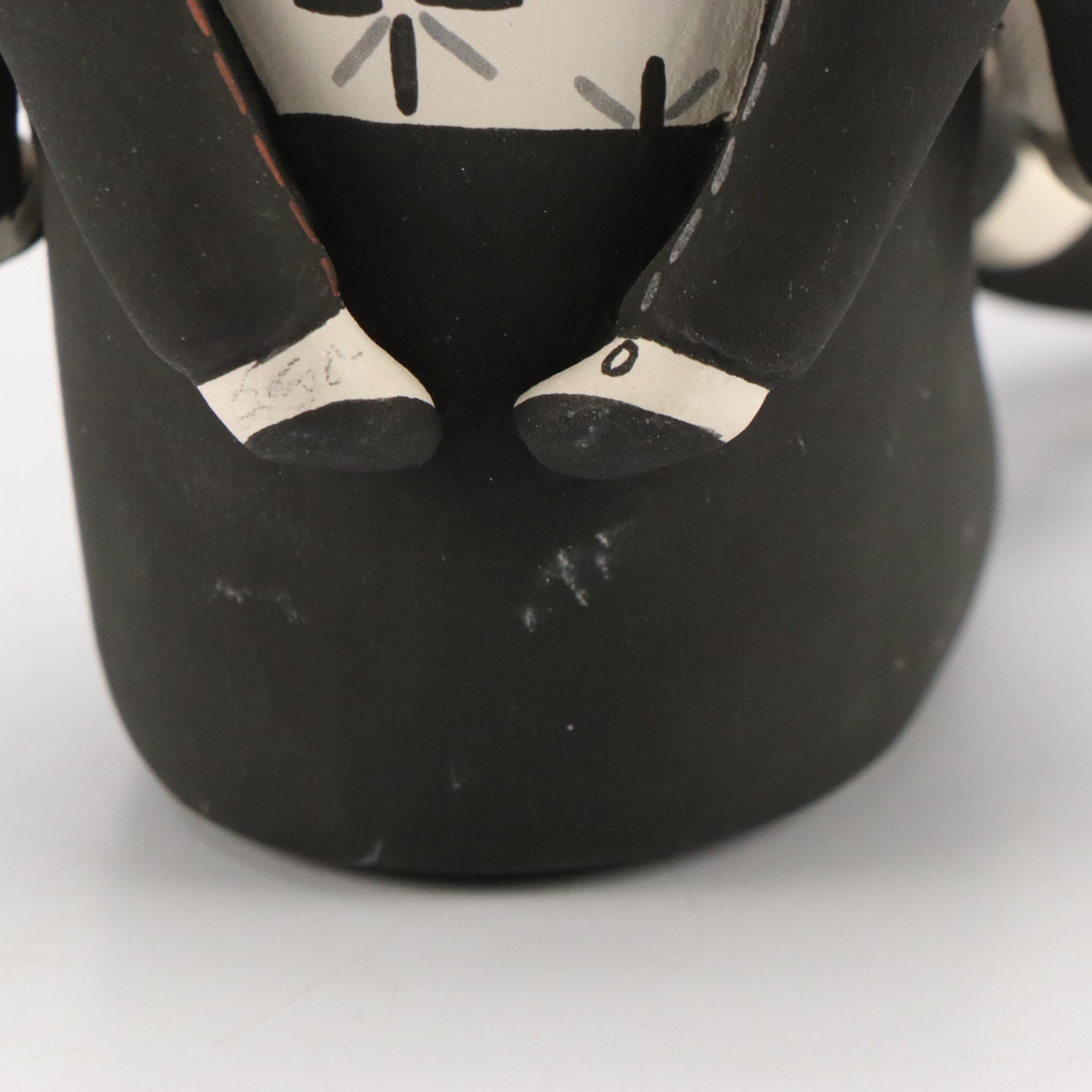 Michelle Paisano Laguna Pueblo Storyteller Figure