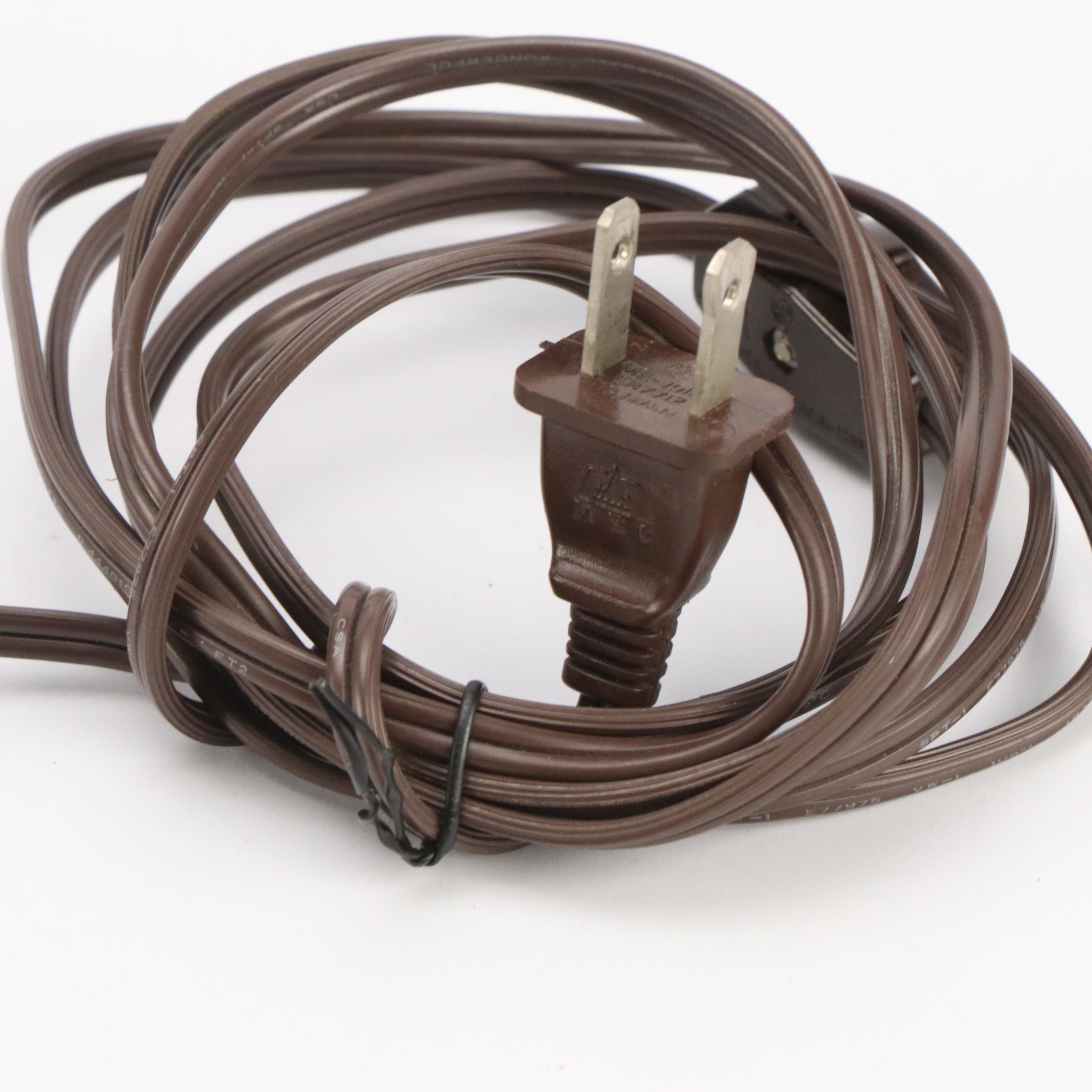 Art Nouveau Style Water Lily Table Lamp with Slag Glass Trumpet Shade