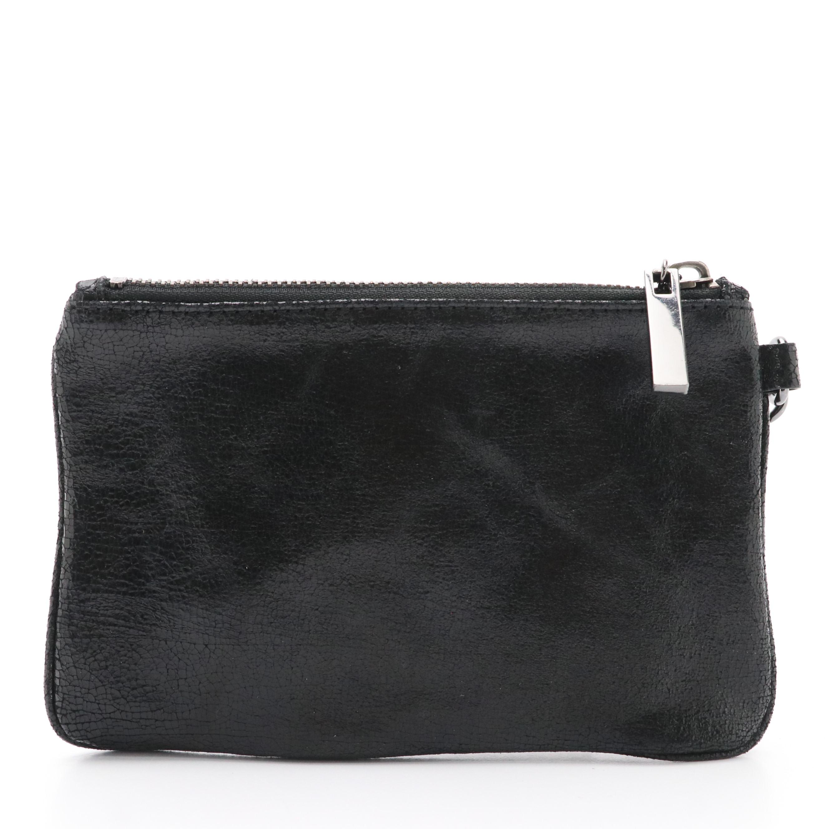 Tory Burch Wristlet Clutch in Black Grained Leather