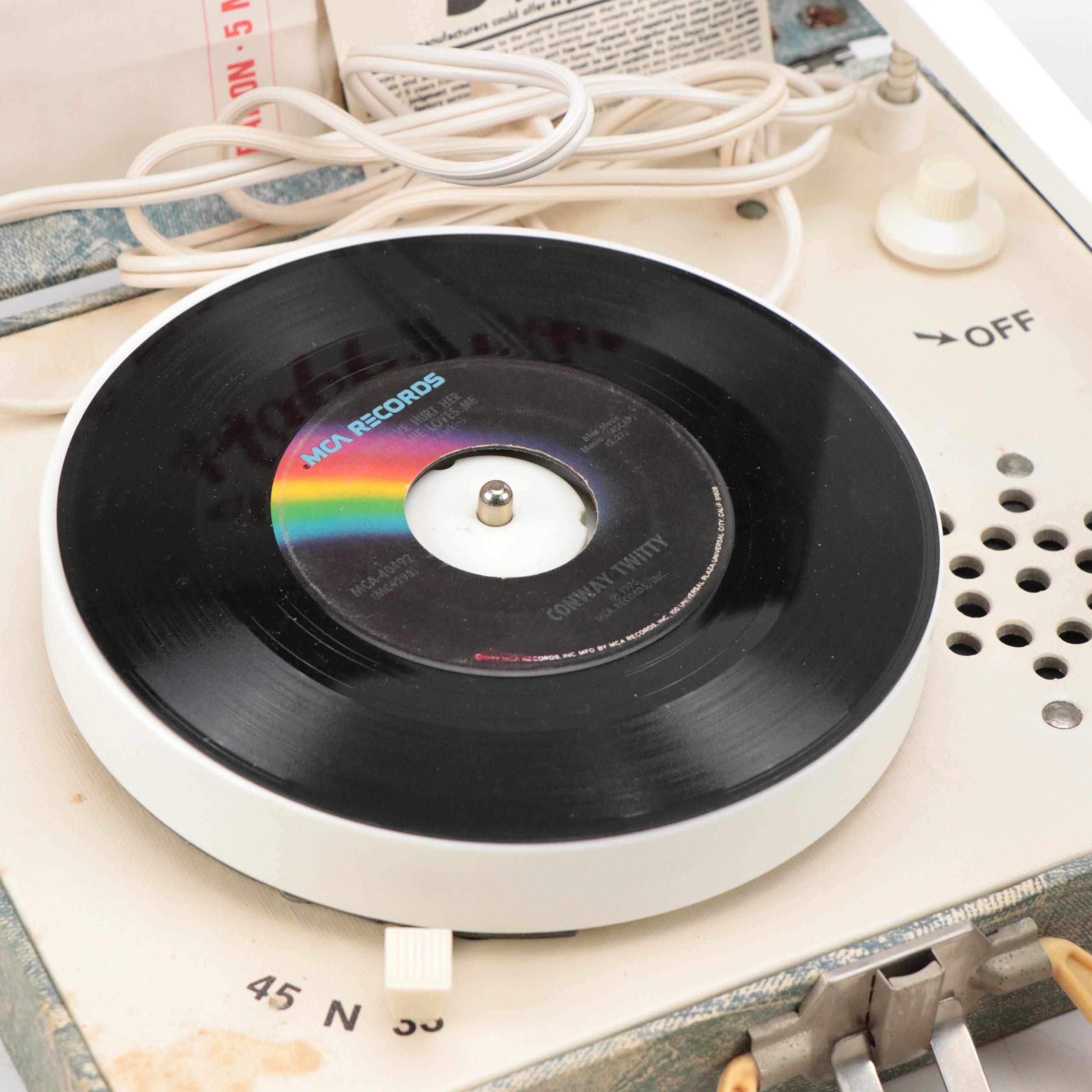 Vinyl Record Singles with deJay Happy Tunes Record Player