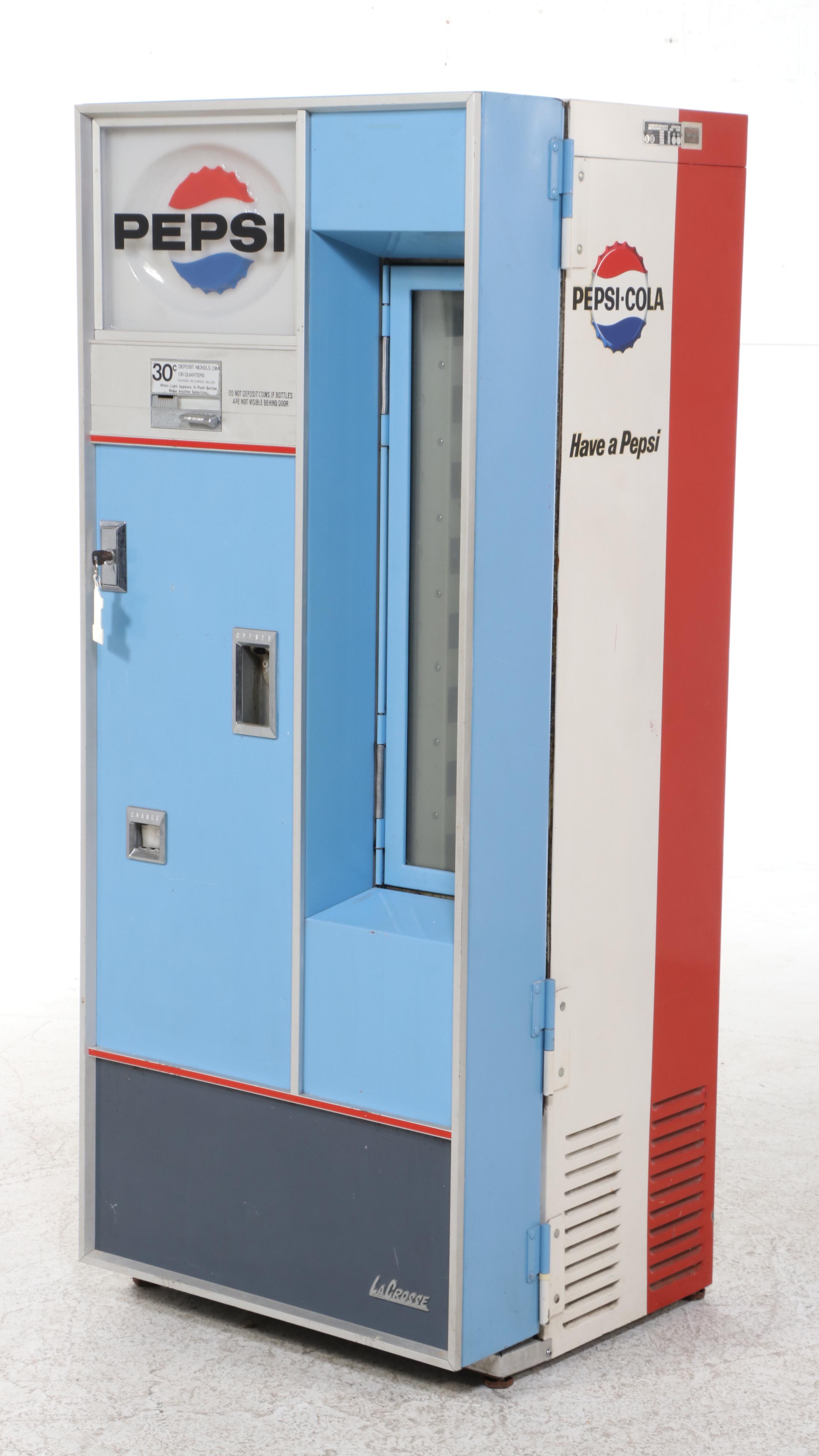 La Crosse Cooler Co. Pepsi Bottle Vending Machine, Mid to Late 20th Century
