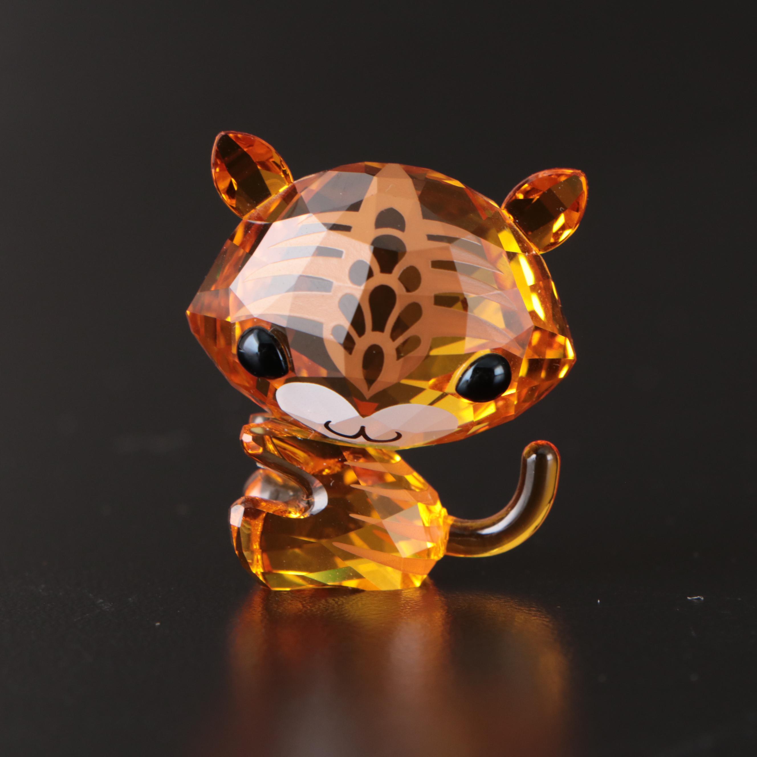 Swarovski Crystal Lovlots Zodiac Pets and Fabulous Creatures "Dragon"