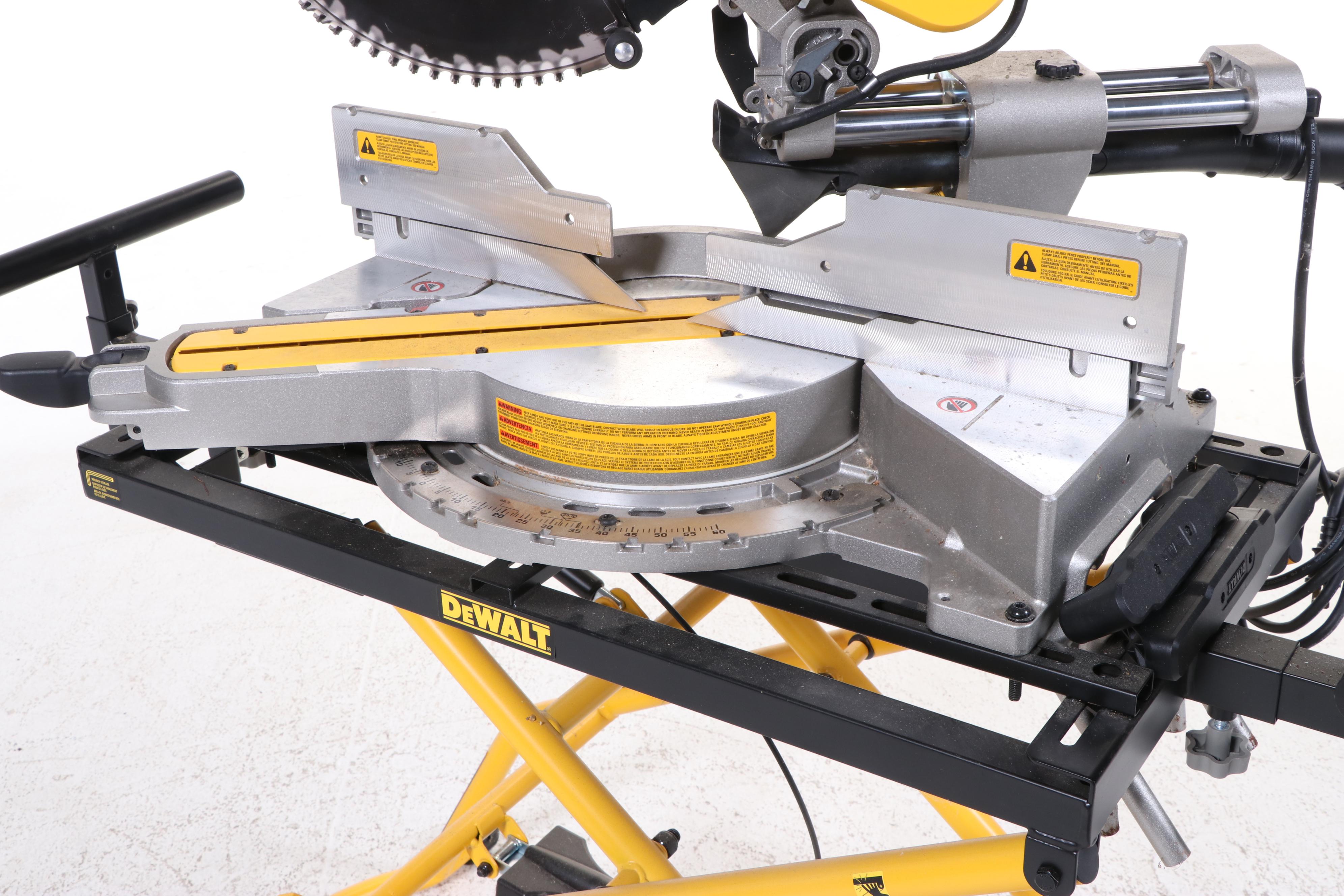 DeWalt 12" Double Bevel Sliding Compound Miter Saw