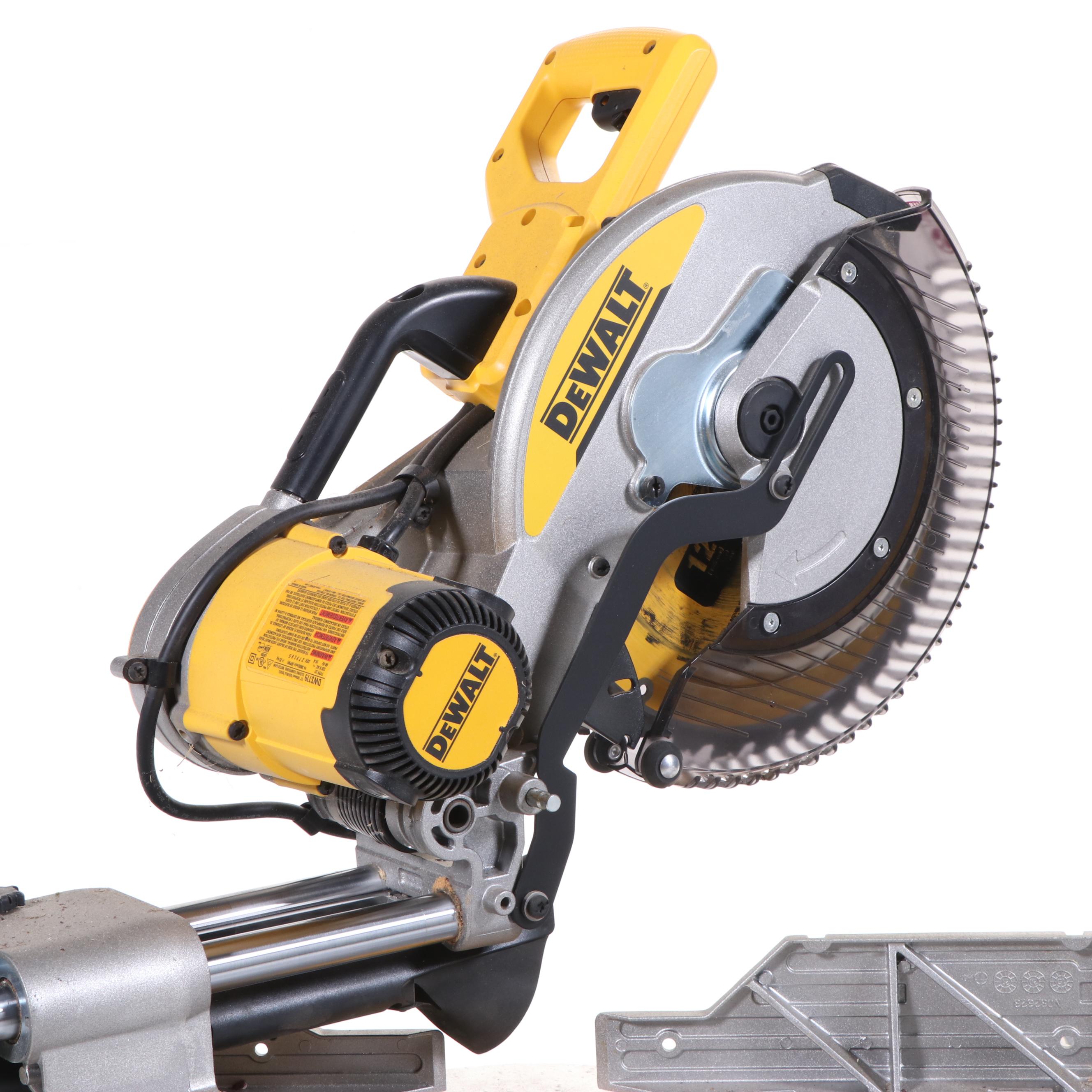 DeWalt 12" Double Bevel Sliding Compound Miter Saw