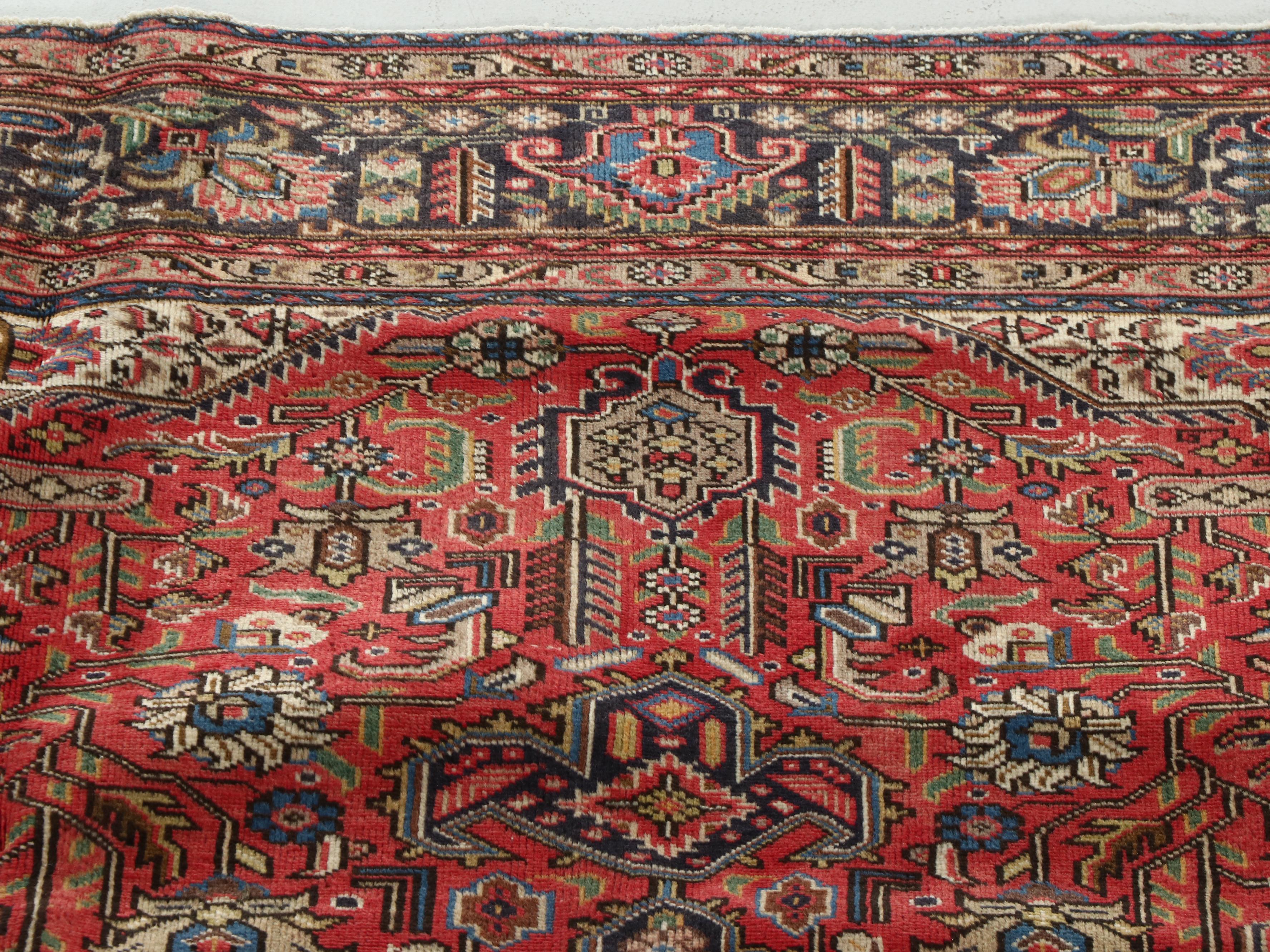 9'6 x 12'6 Hand-Knotted Persian Heriz Room-Sized Rug