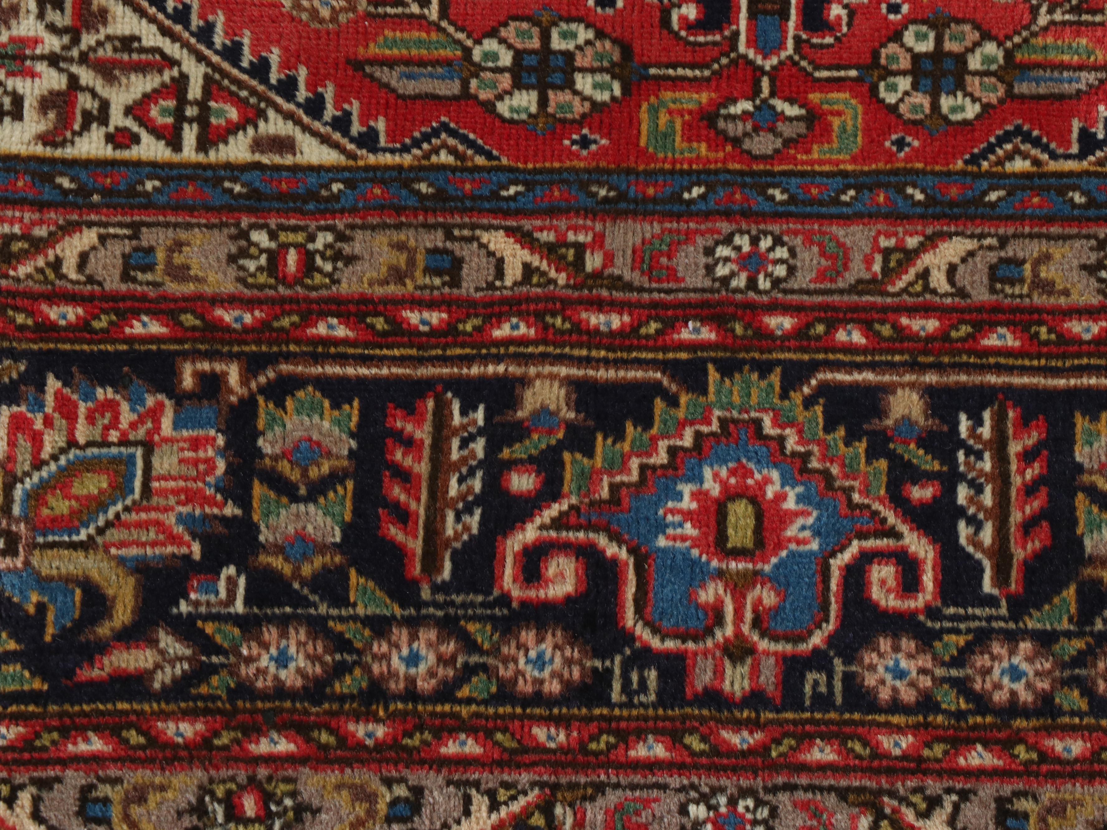 9'6 x 12'6 Hand-Knotted Persian Heriz Room-Sized Rug