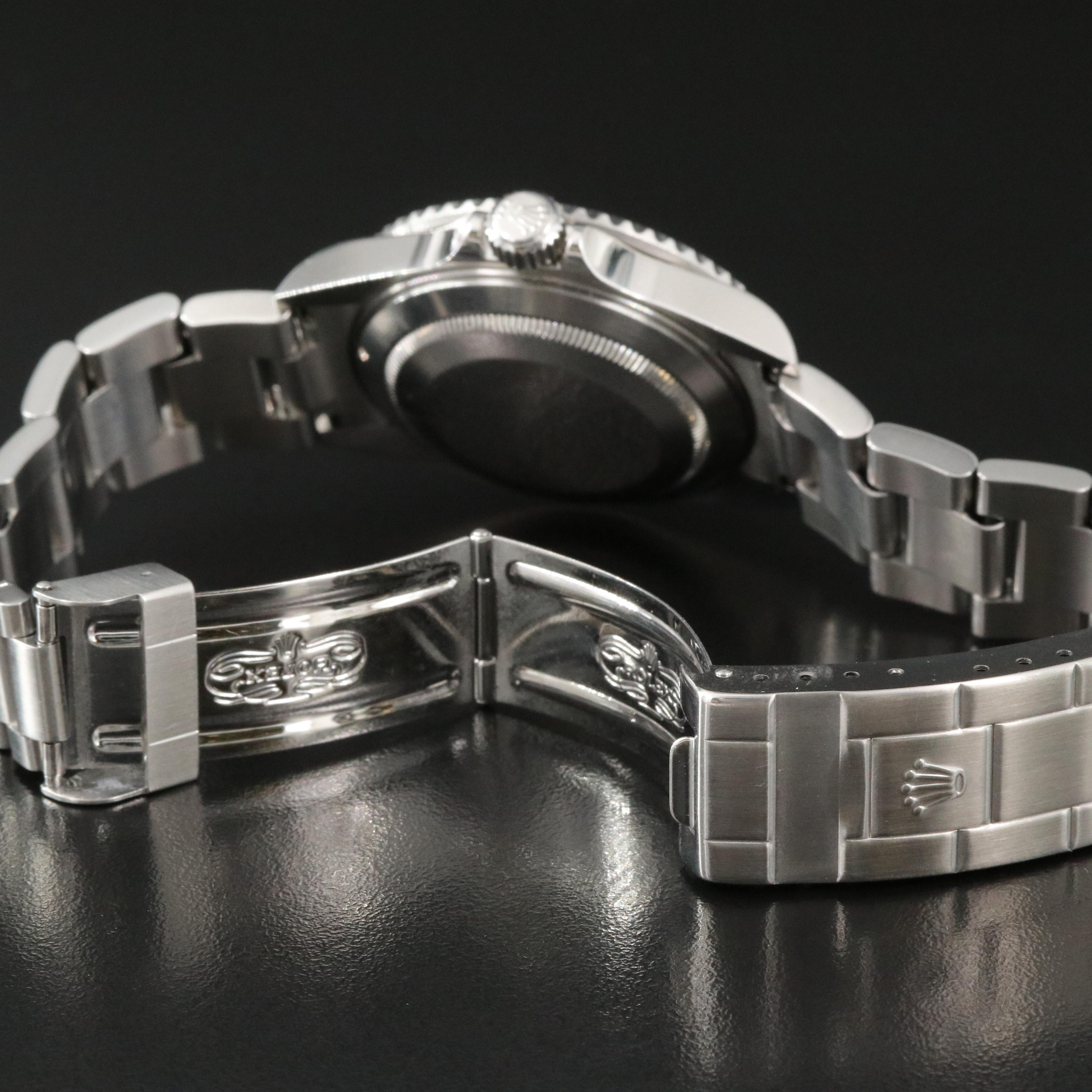 Rolex Submariner Date 16610T Automatic Watch