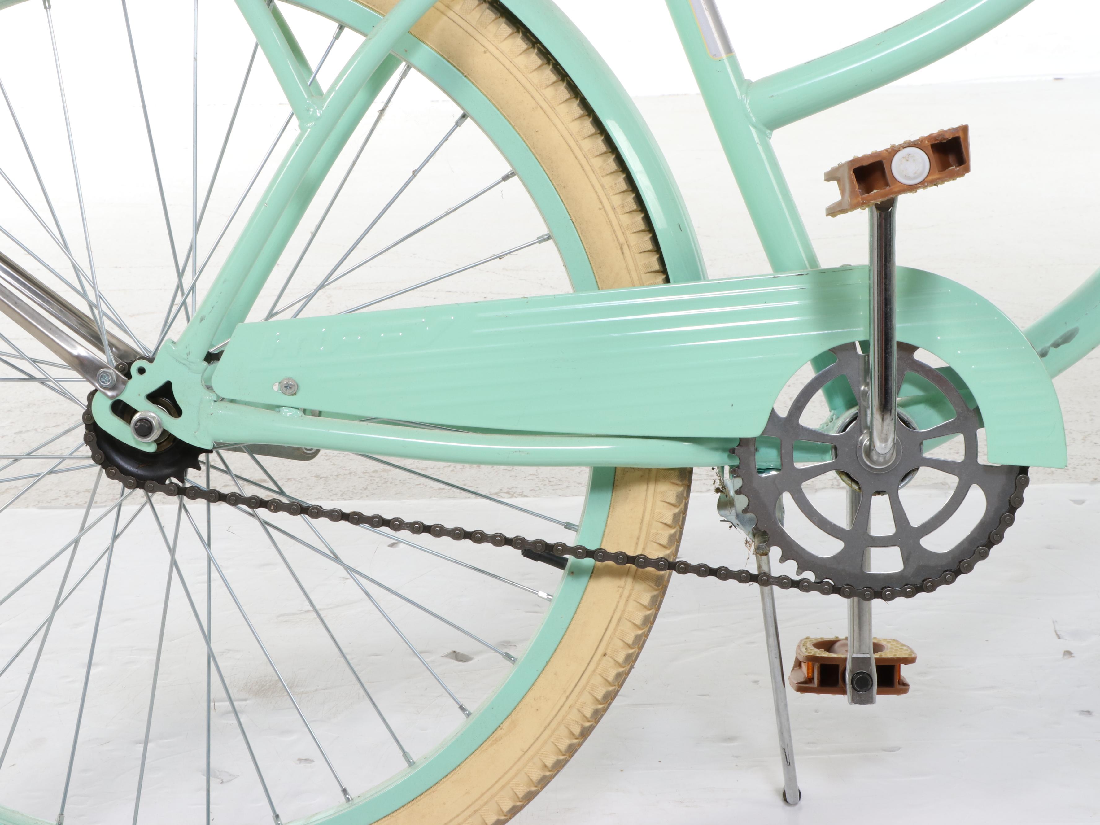 Huffy Deluxe Ladies' Mint Green Cruiser Bicycle with Mesh Basket