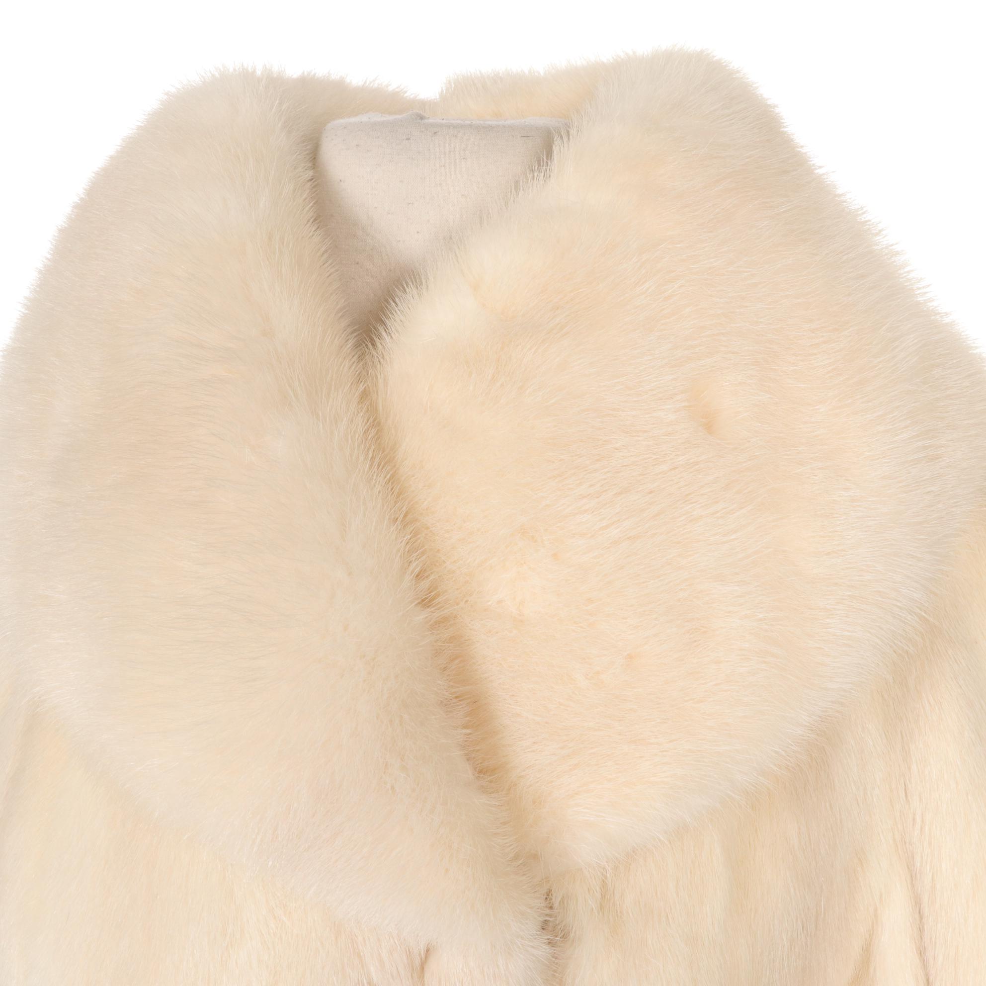 Tourmaline Mink Fur Coat With Shawl Collar, Mid to Late 20th Century