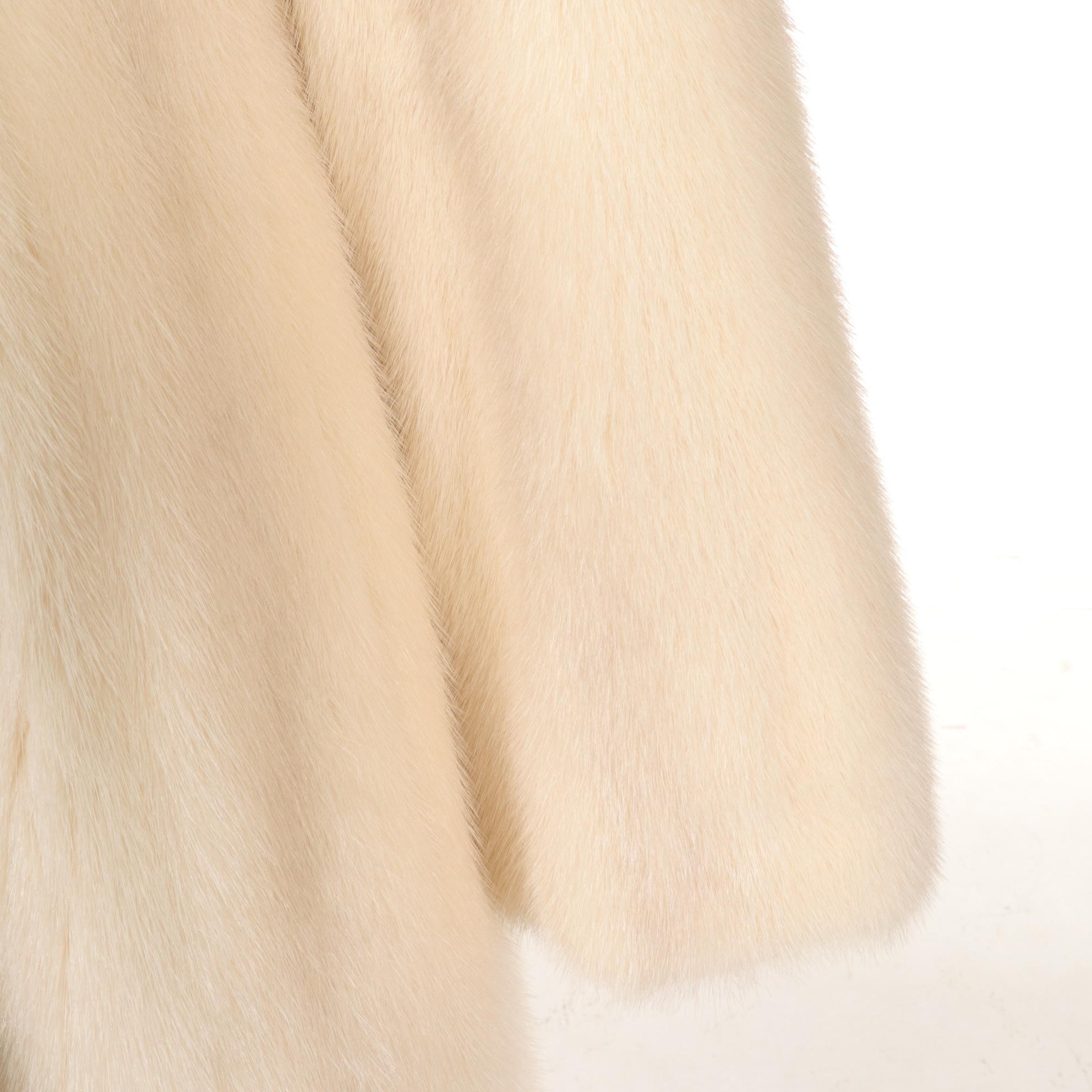 Tourmaline Mink Fur Coat With Shawl Collar, Mid to Late 20th Century