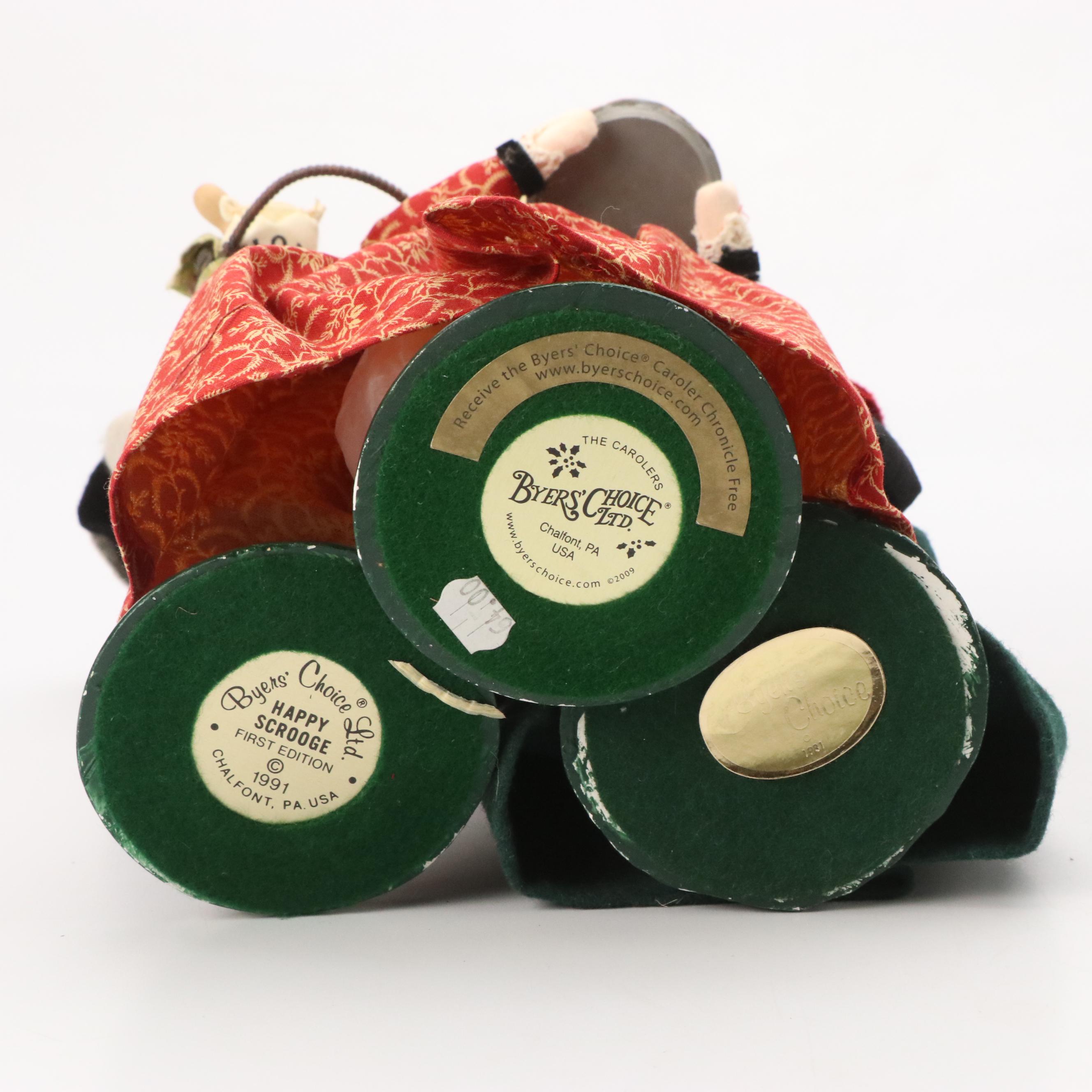 Byers' Choice "Woman with Pumpkin Pie" with More Caroler Figurines