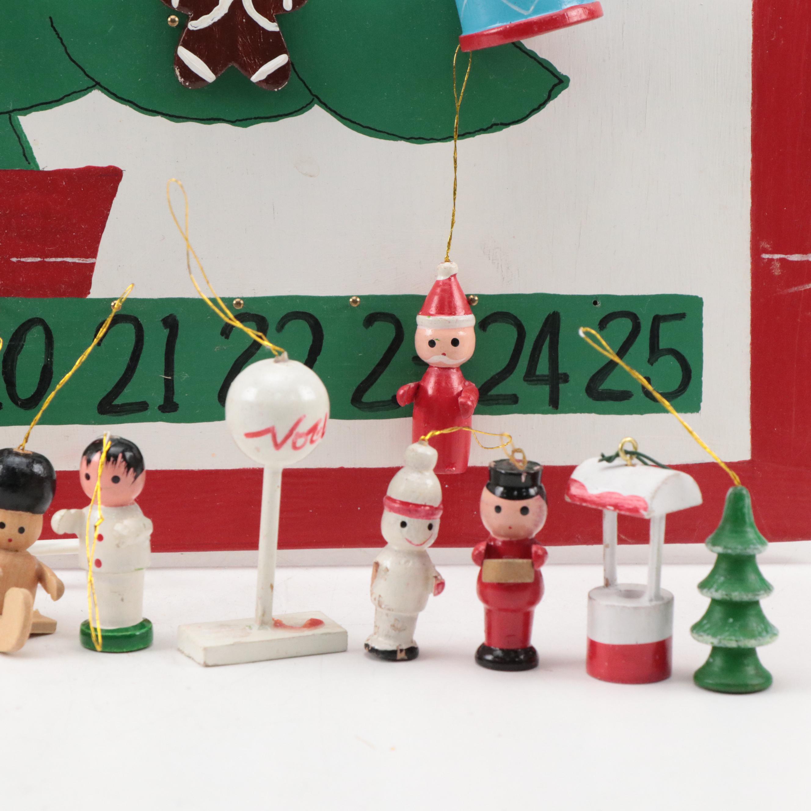 Wooden 25 Days of Christmas Peg Advent Calendar