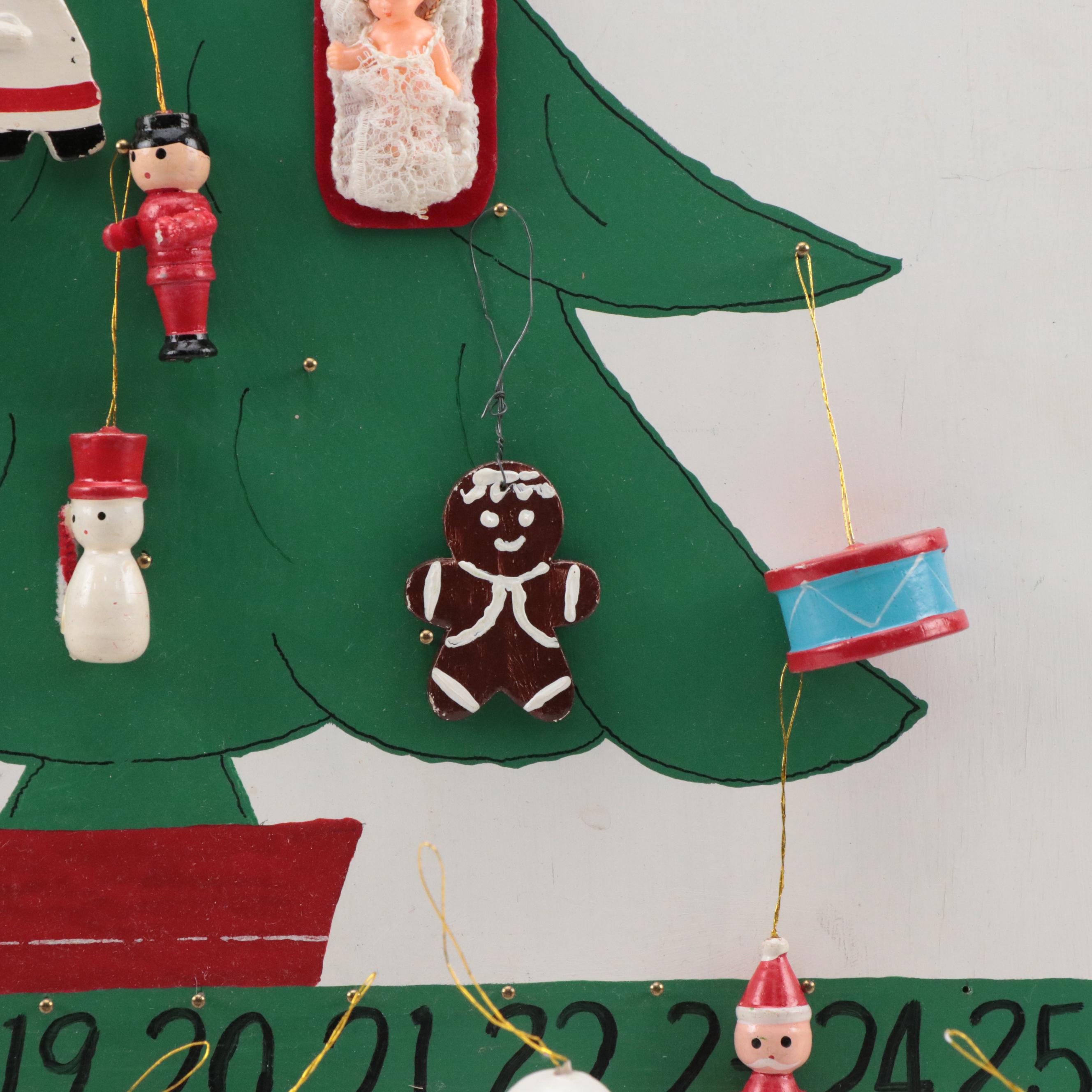 Wooden 25 Days of Christmas Peg Advent Calendar