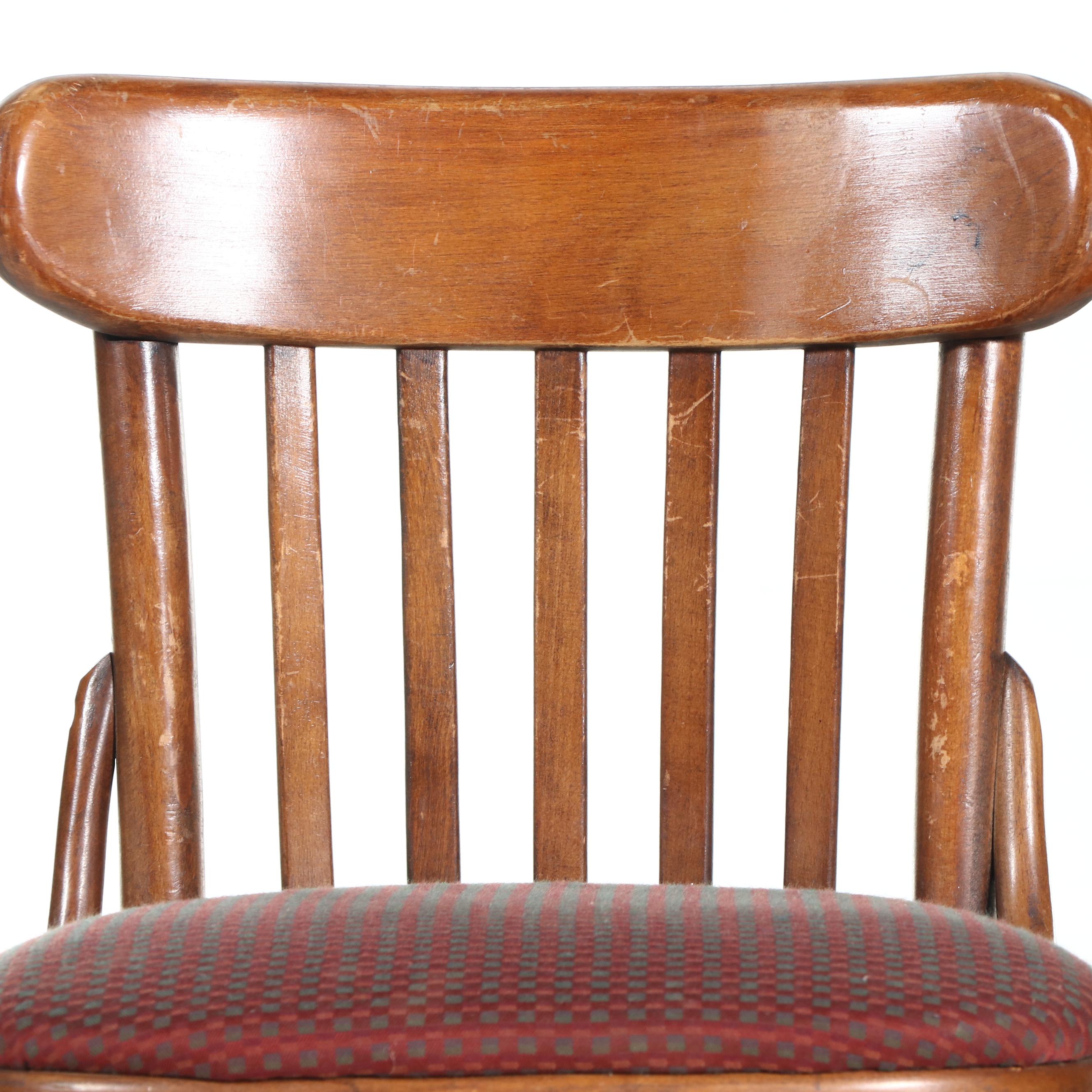 Pair of Shelby Williams Industries Bent Beech Bistro Chairs, Late 20th Century
