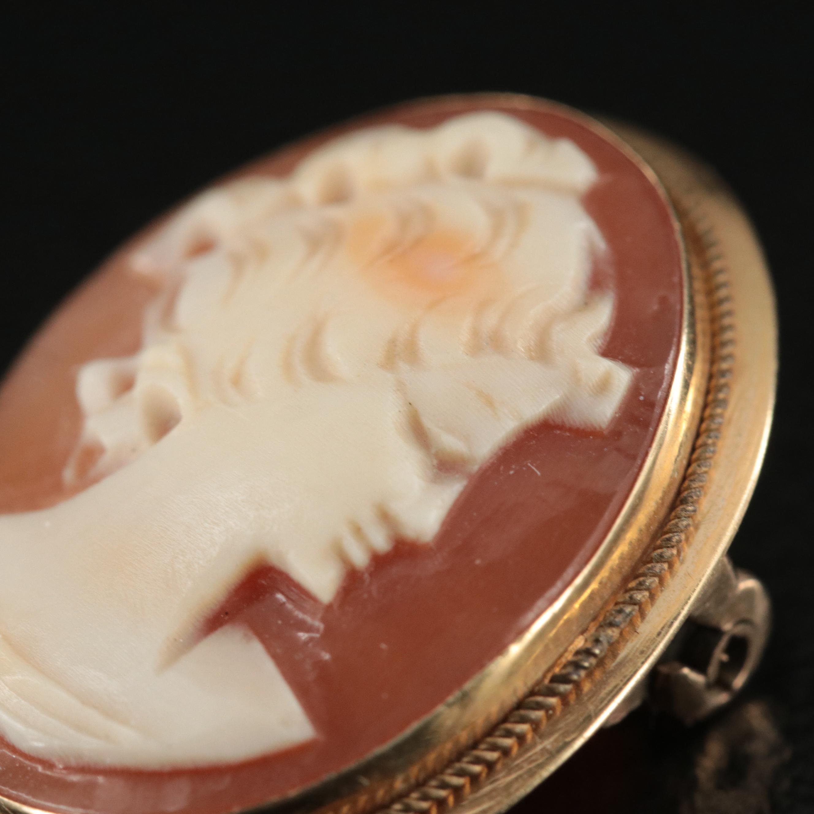18K Shell Cameo Converter Brooch