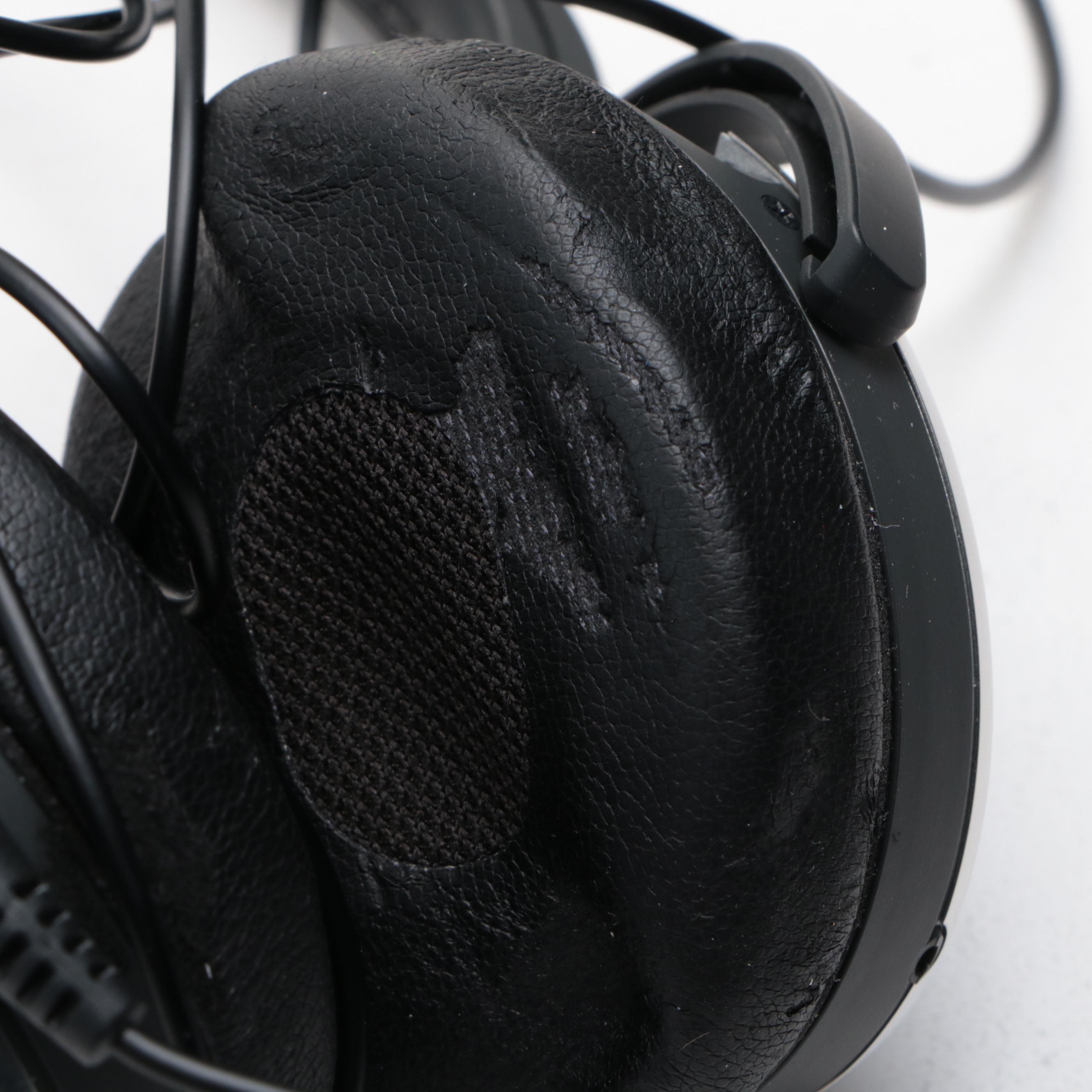 Bose QuietComfort 3 Noise Canceling Headphones and Portable CD Player