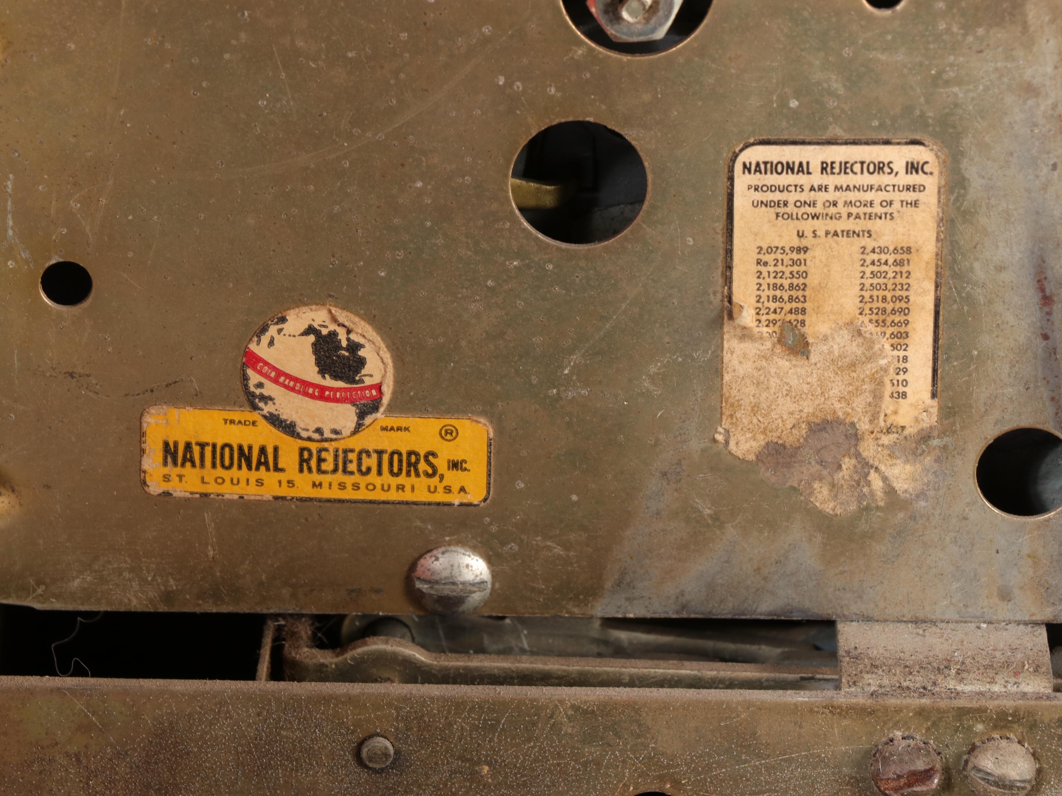 Vendorlator Mfg. Co. Coca-Cola Metal Bottle Vending Machine, Mid-20th Century