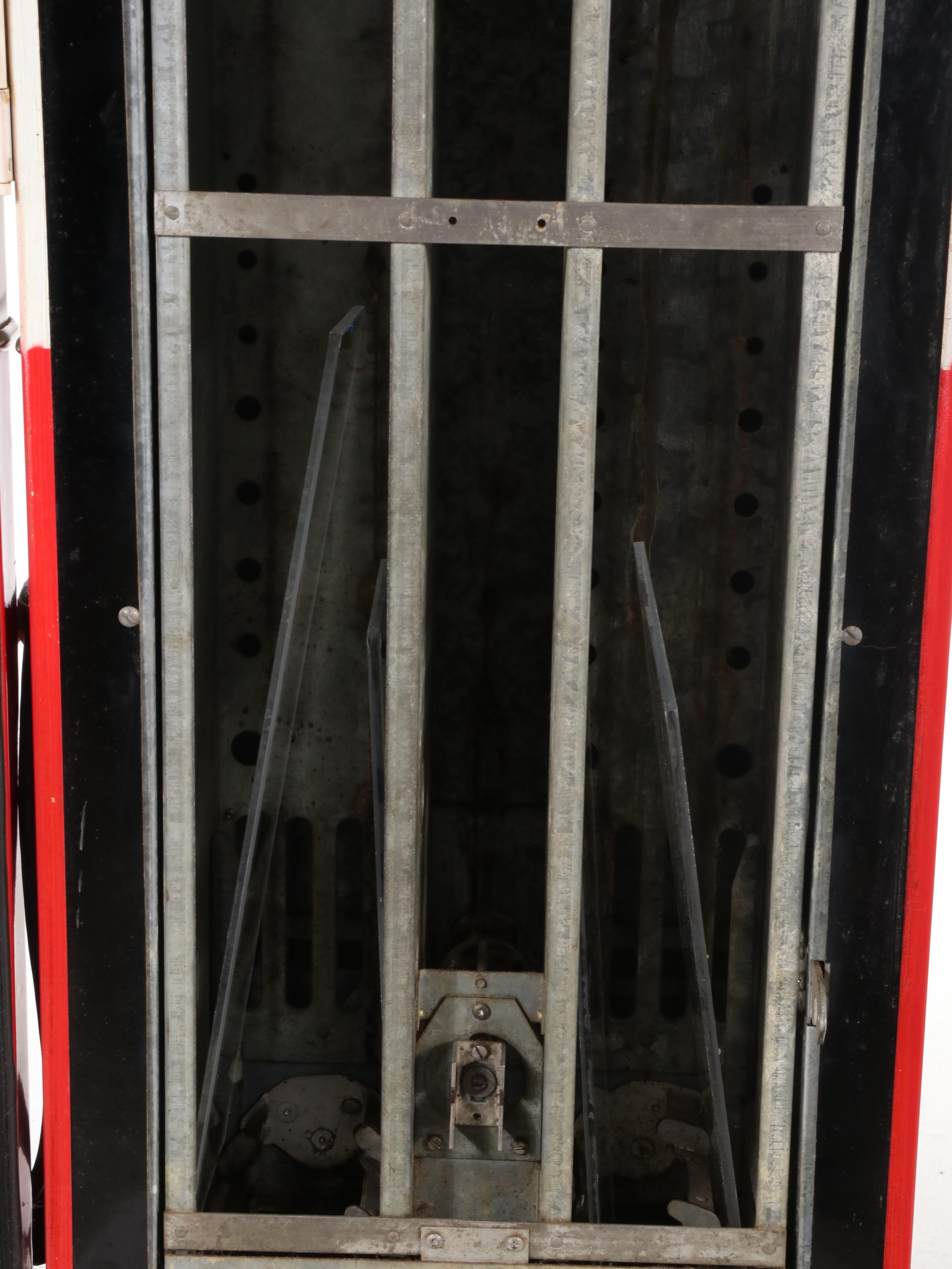 Vendorlator Mfg. Co. Coca-Cola Metal Bottle Vending Machine, Mid-20th Century