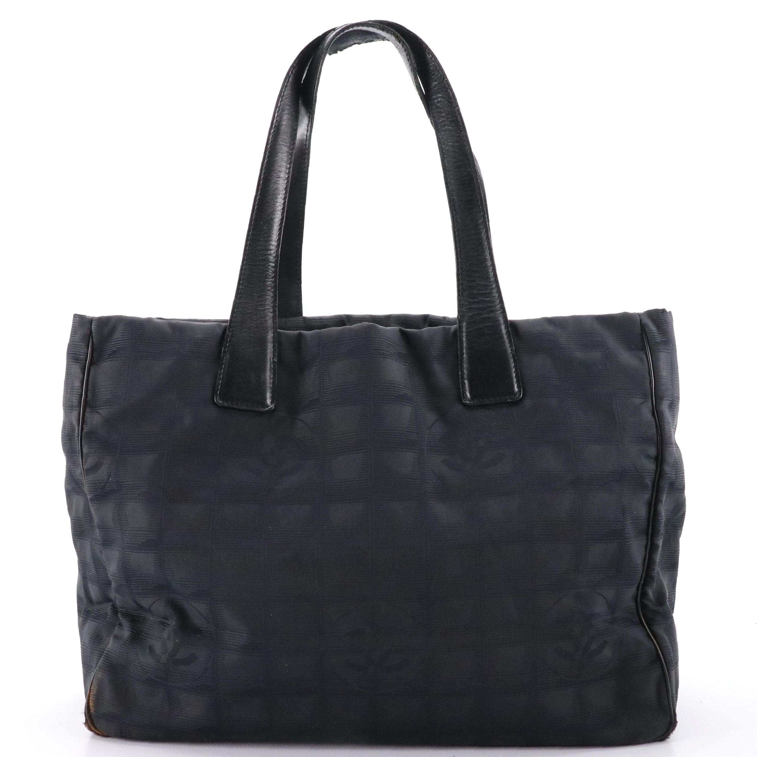 Chanel Black Nylon Travel Ligne Shoulder Tote with Leather Trim