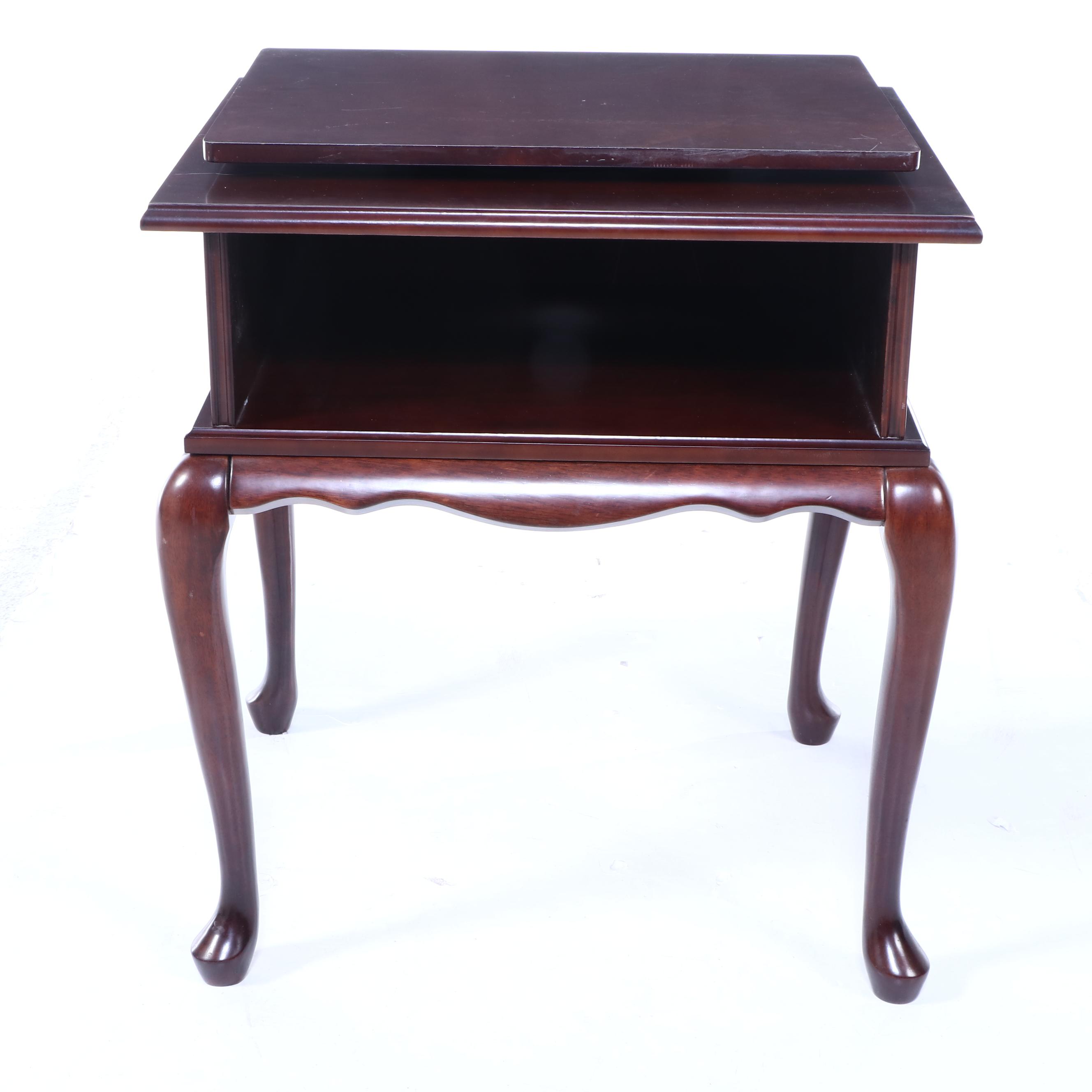 The Bombay Company Queen Anne Style Television Table with Rotating Top