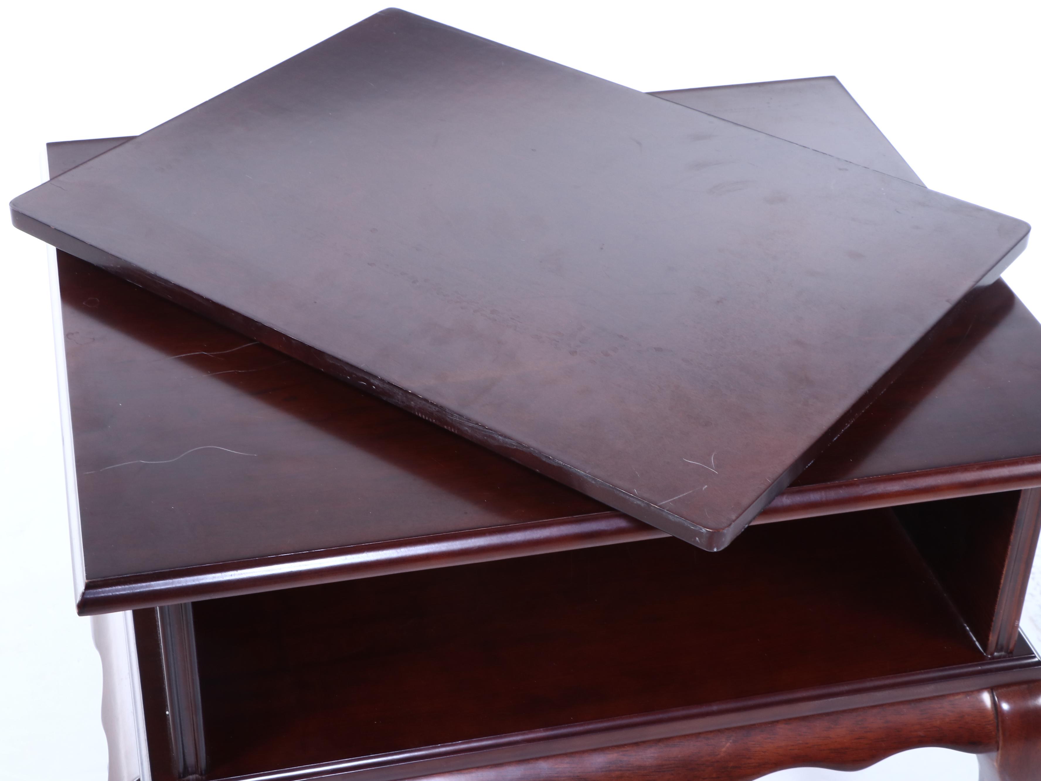 The Bombay Company Queen Anne Style Television Table with Rotating Top