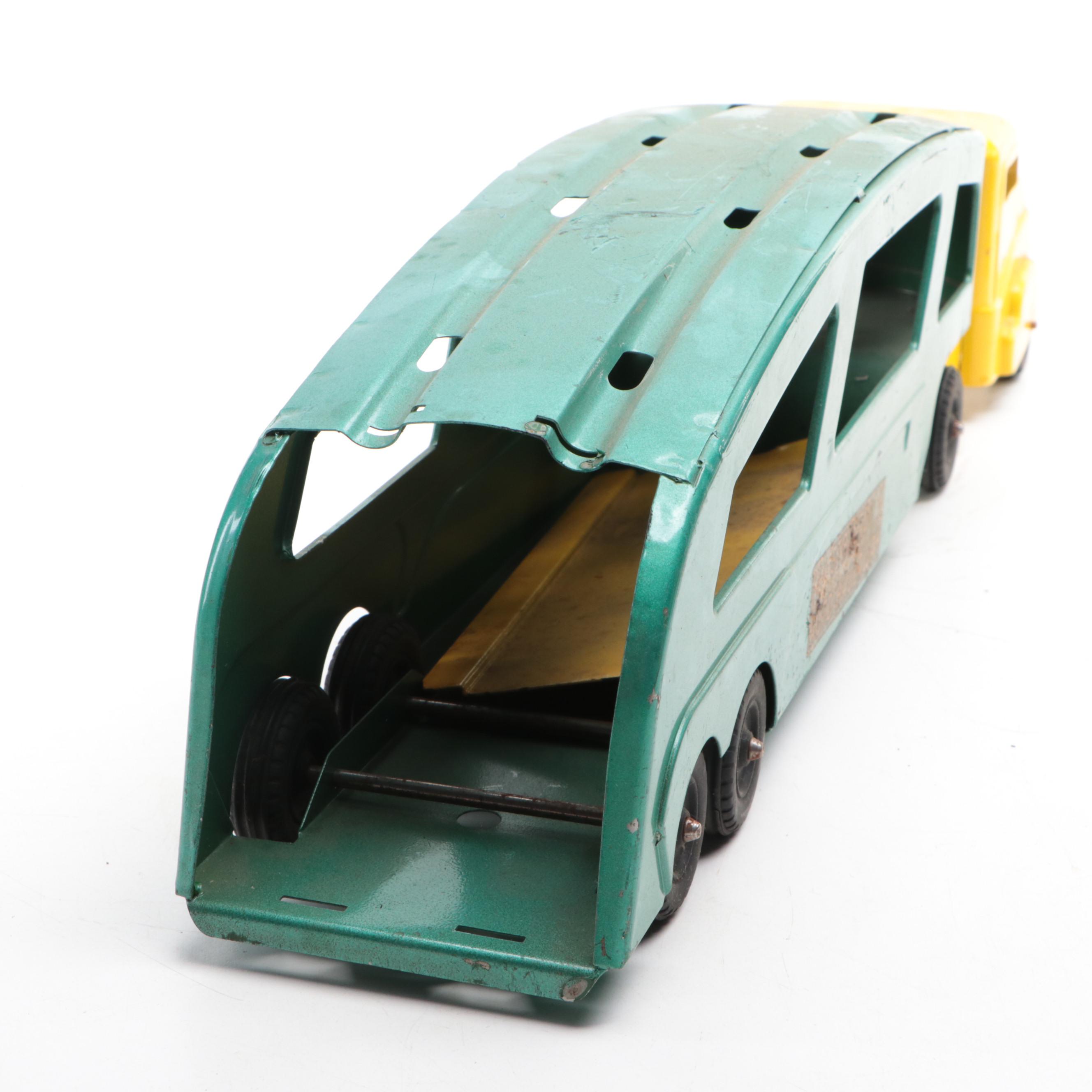 Structo "Auto Haulaway" Pressed Steel Toy Truck, Mid-20th Century