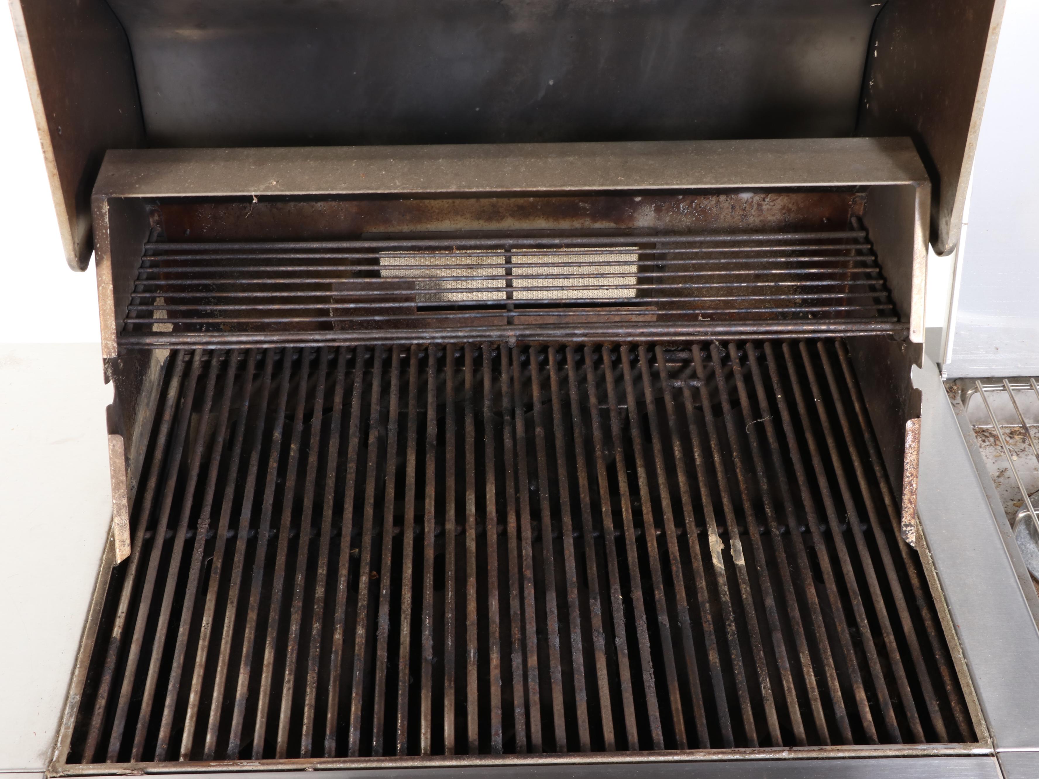 Jenn-Air Gas-Powered Grill