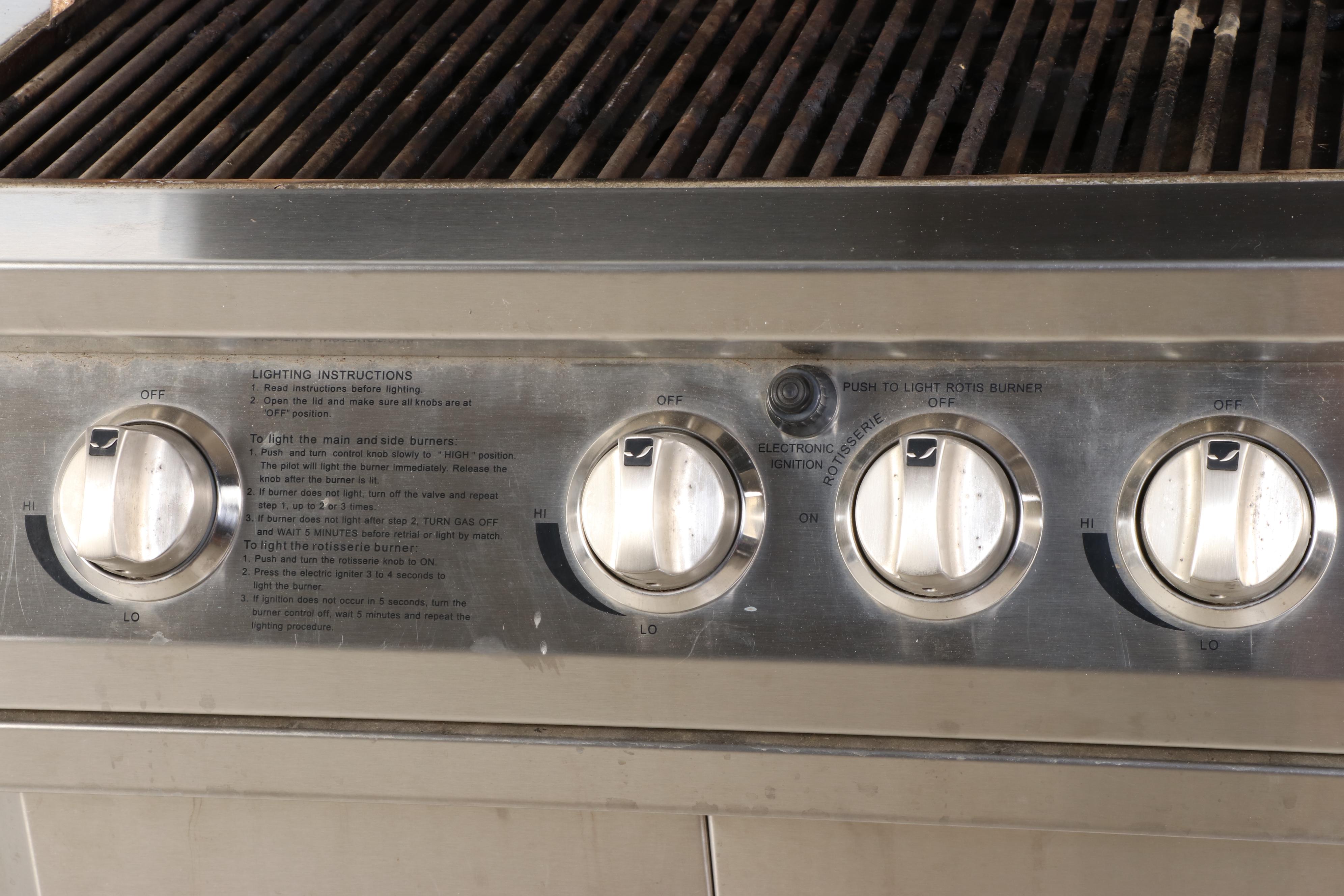 Jenn-Air Gas-Powered Grill