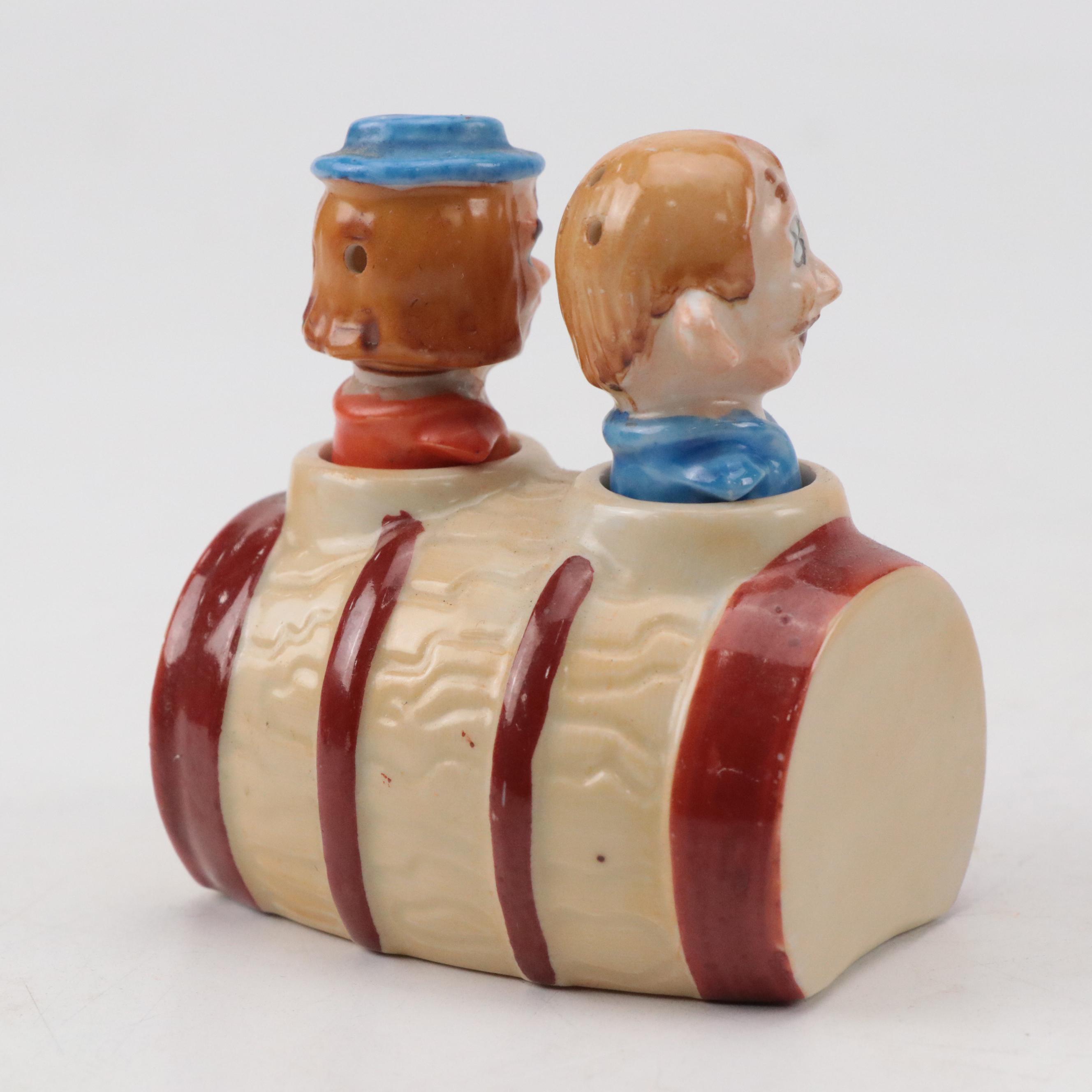 Nodder Salt and Pepper Shakers with Vallona Starr Drip and Drop Shaker Sets