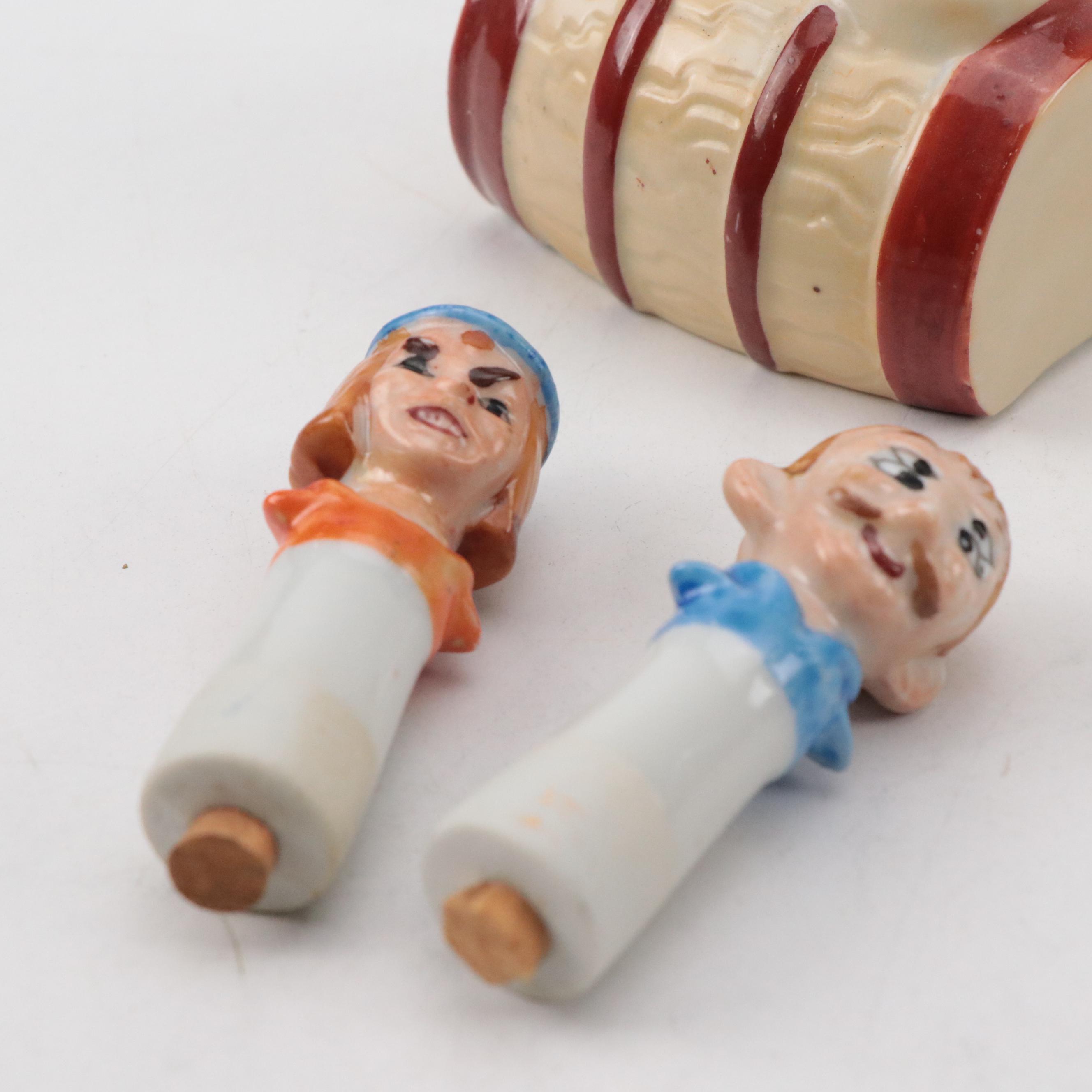 Nodder Salt and Pepper Shakers with Vallona Starr Drip and Drop Shaker Sets