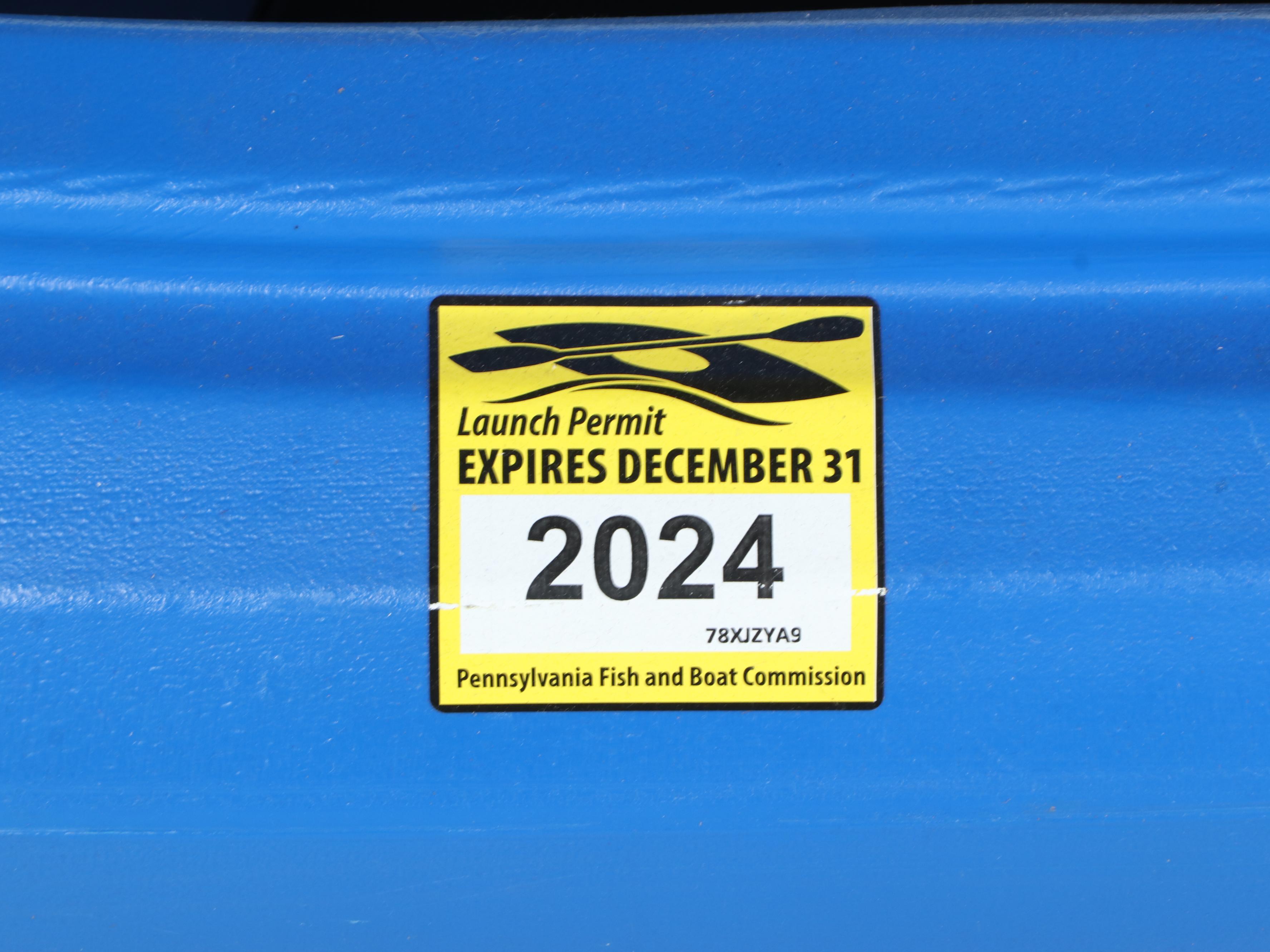 Future Beach Explorer 10.4 Kayak in Blue