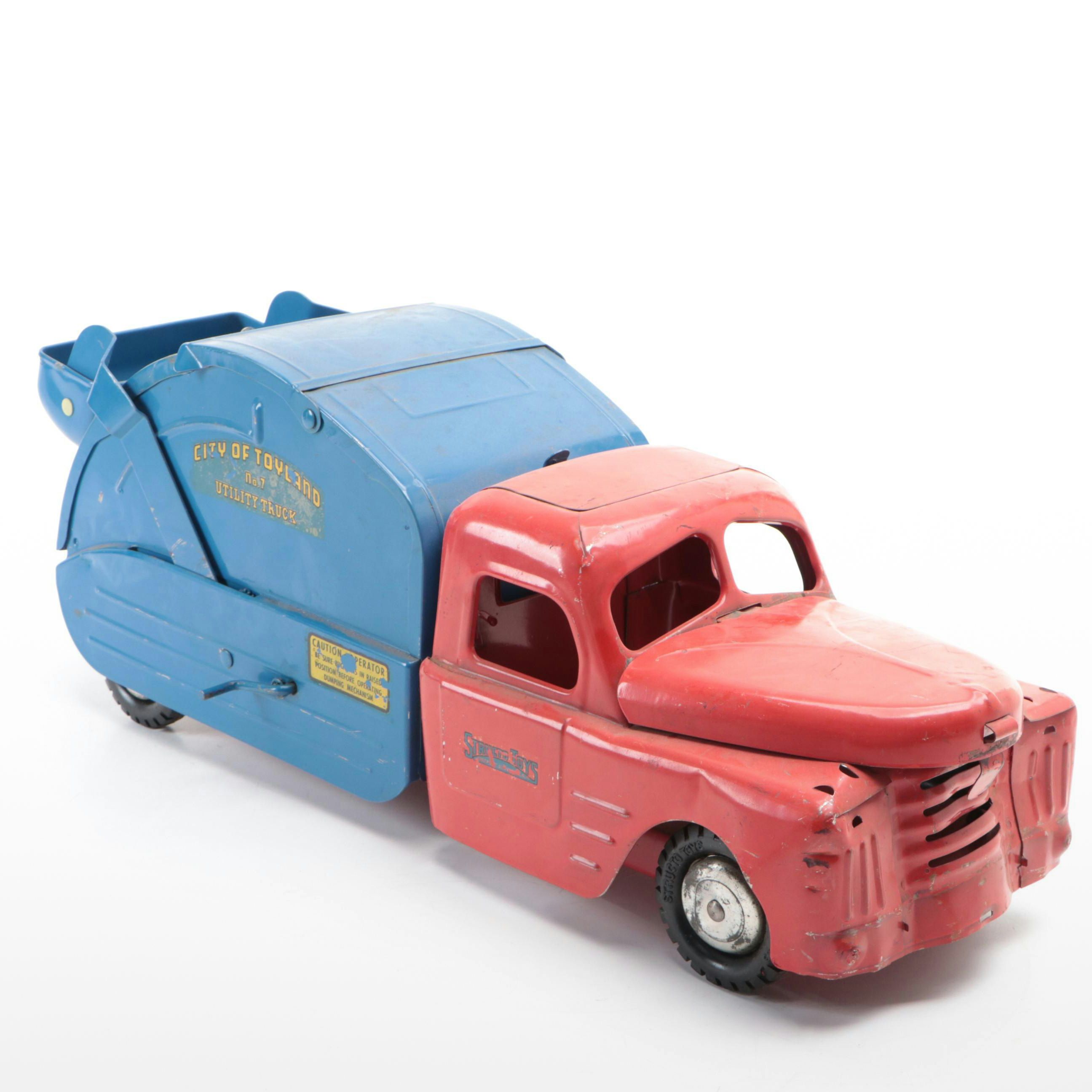 Structo "City of Toyland No. 7" Pressed Steel Toy Utility Truck, Mid-20th C.