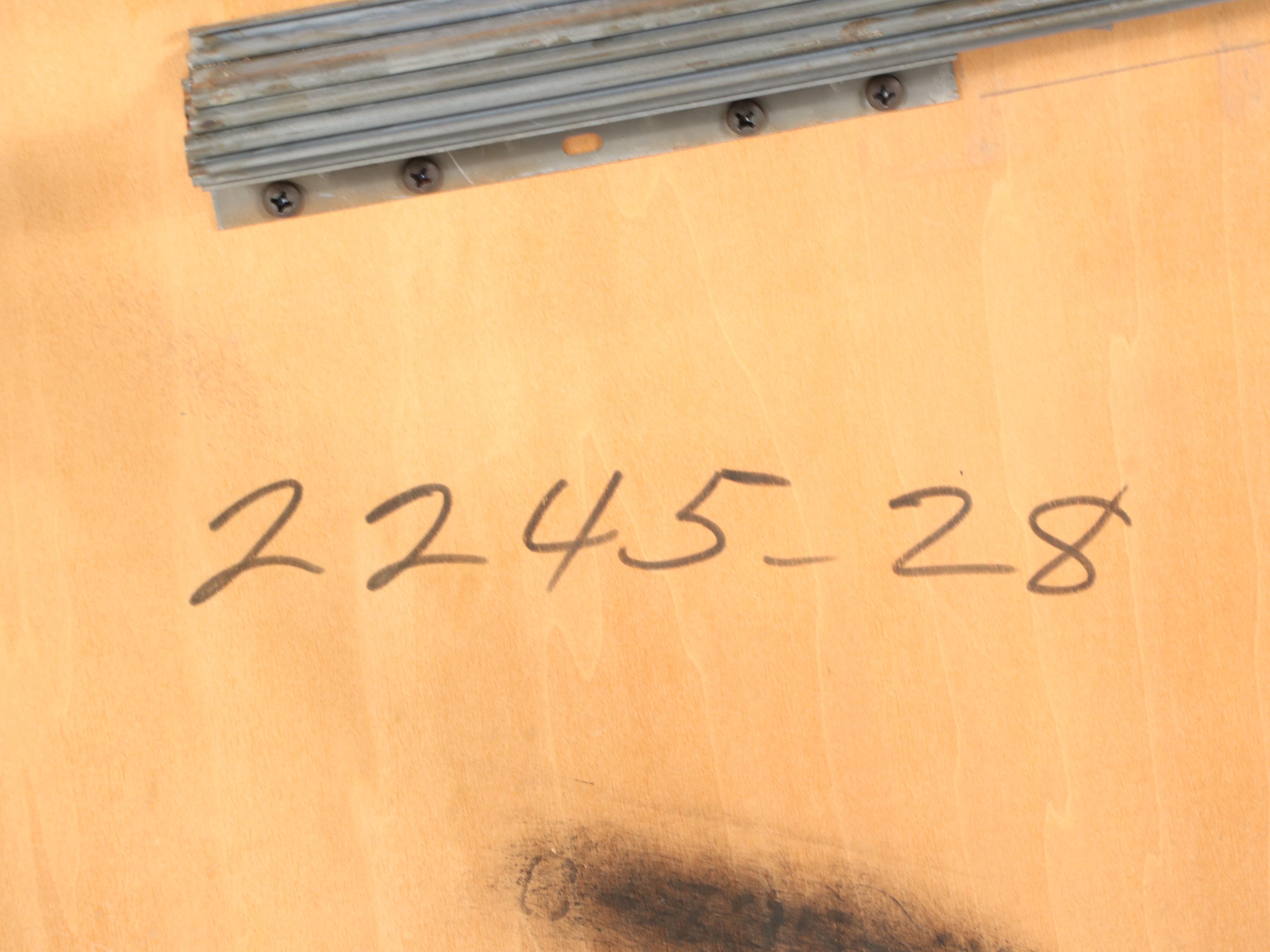 Thomasville Mid Century Modern Pecan Dining Table and Six Chairs, circa 1963