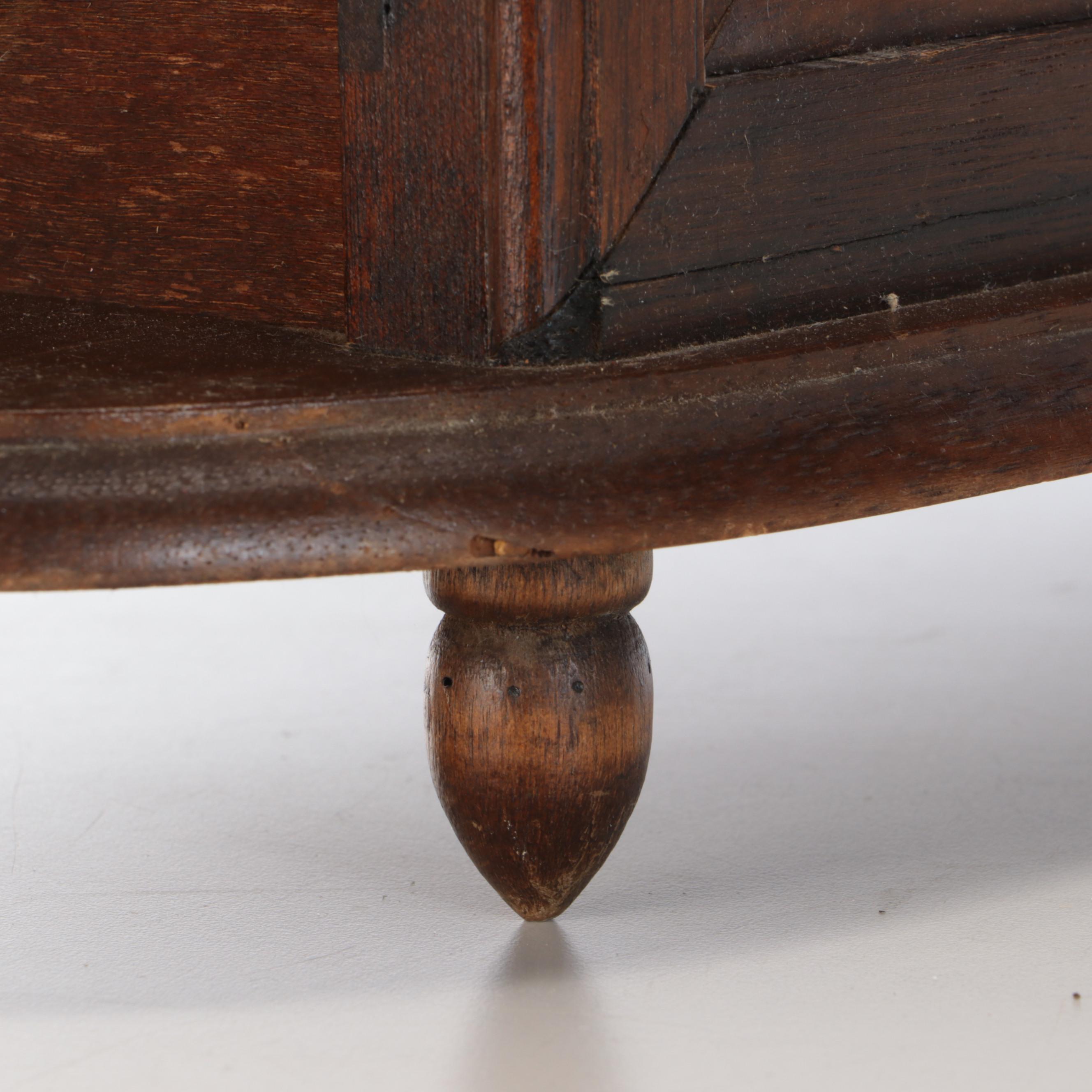 Federal Style Wooden Wall Hanging Curio Cabinet, Mid to Late 20th Century