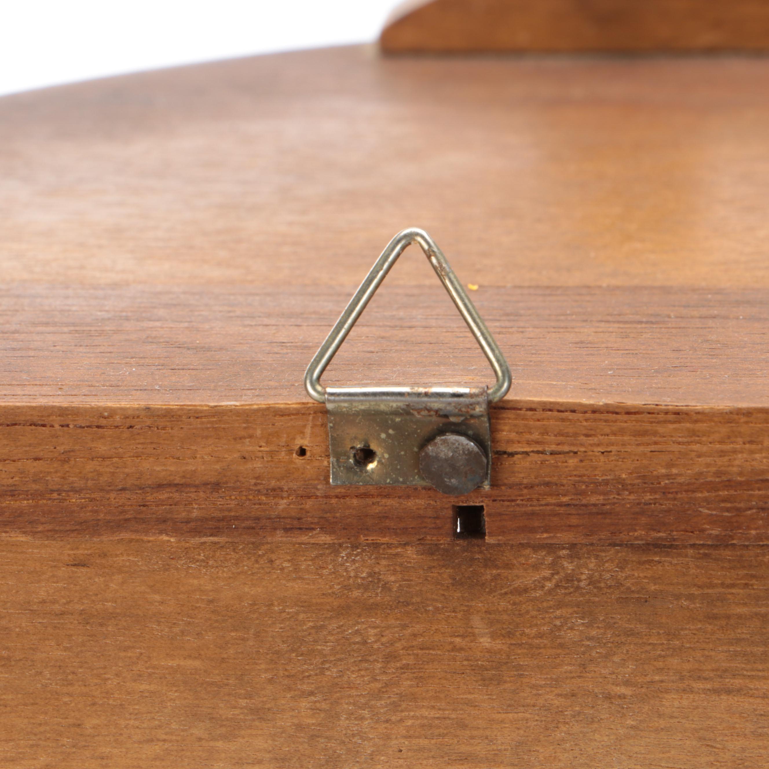 Federal Style Wooden Wall Hanging Curio Cabinet, Mid to Late 20th Century