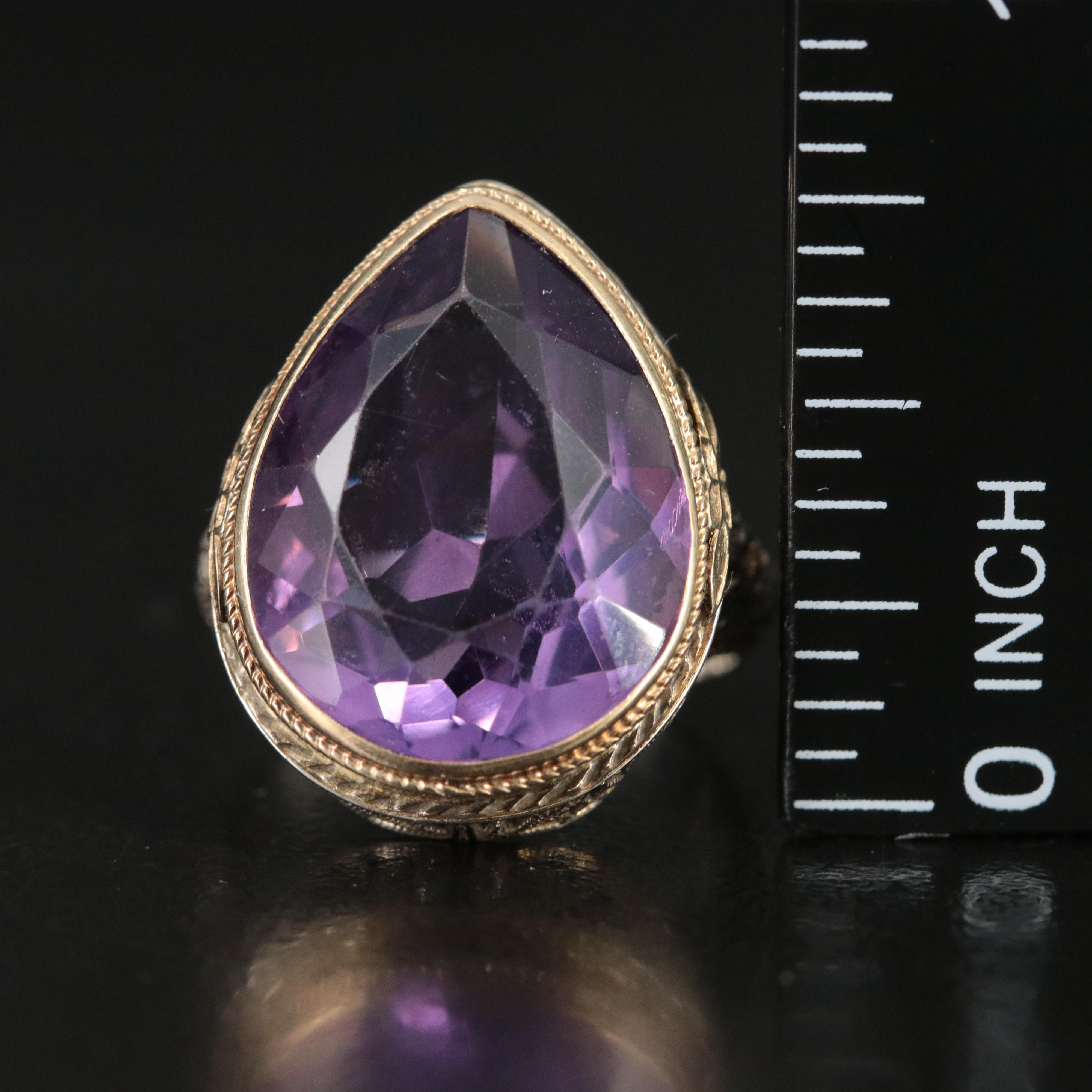 Vintage 18K 9.41 CT Amethyst Latticework Ring