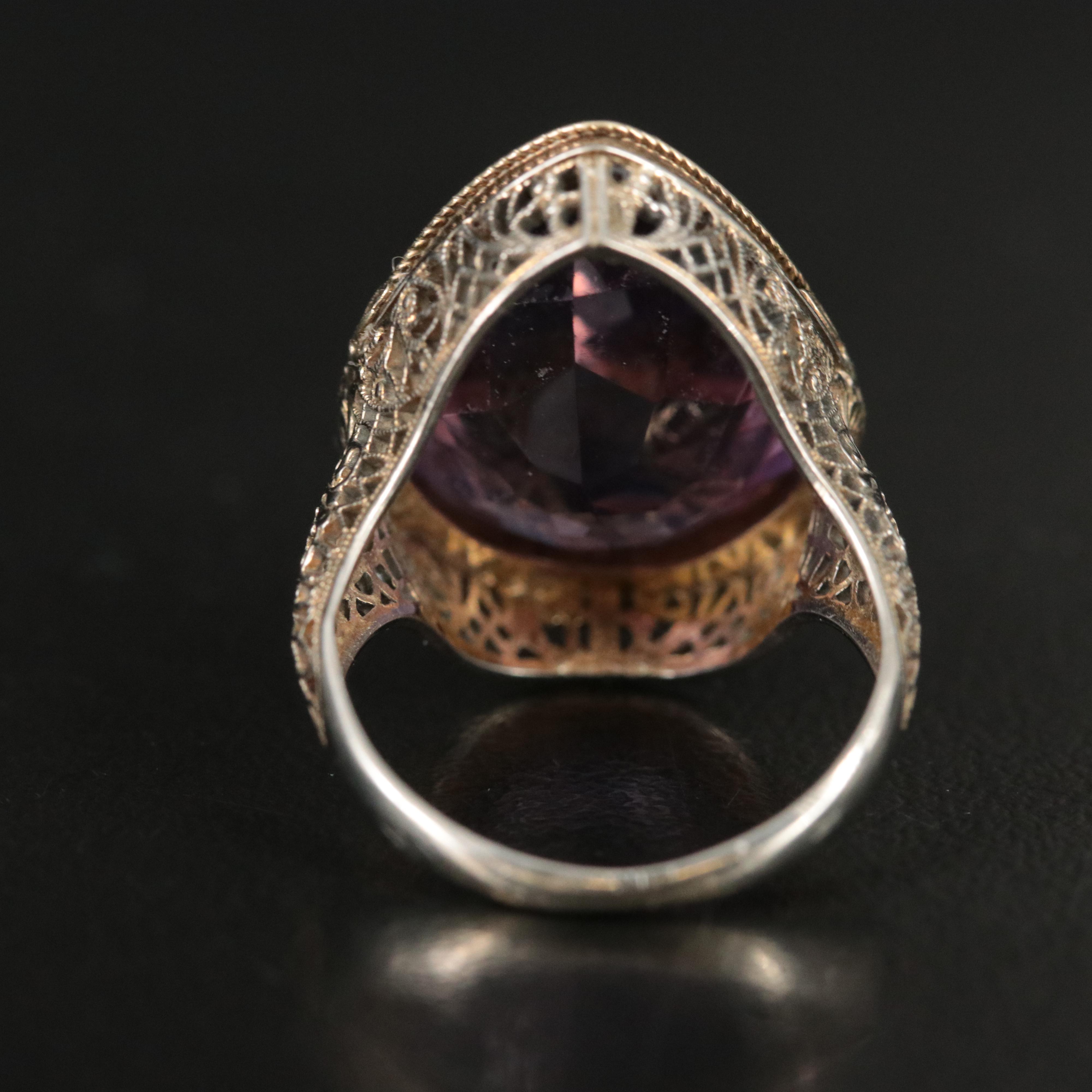 Vintage 18K 9.41 CT Amethyst Latticework Ring