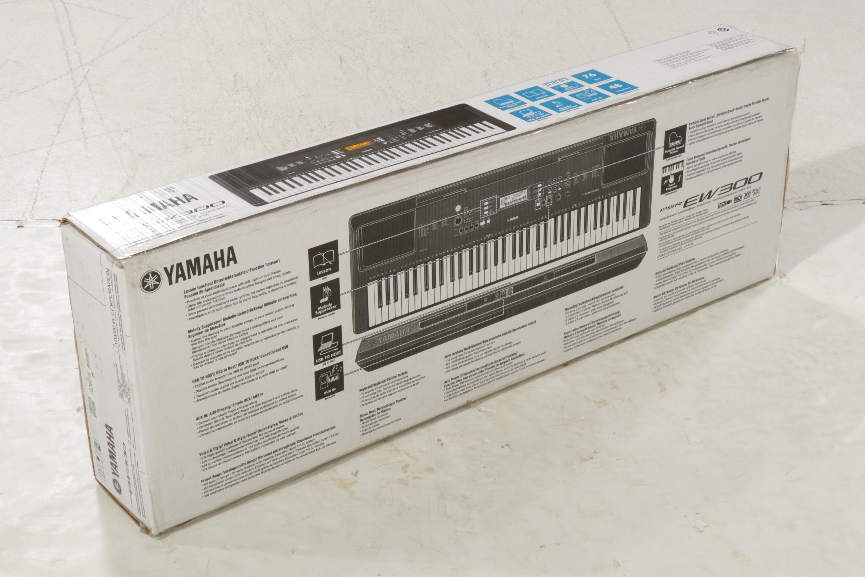 Yamaha PSR-EW300 Digital Keyboard