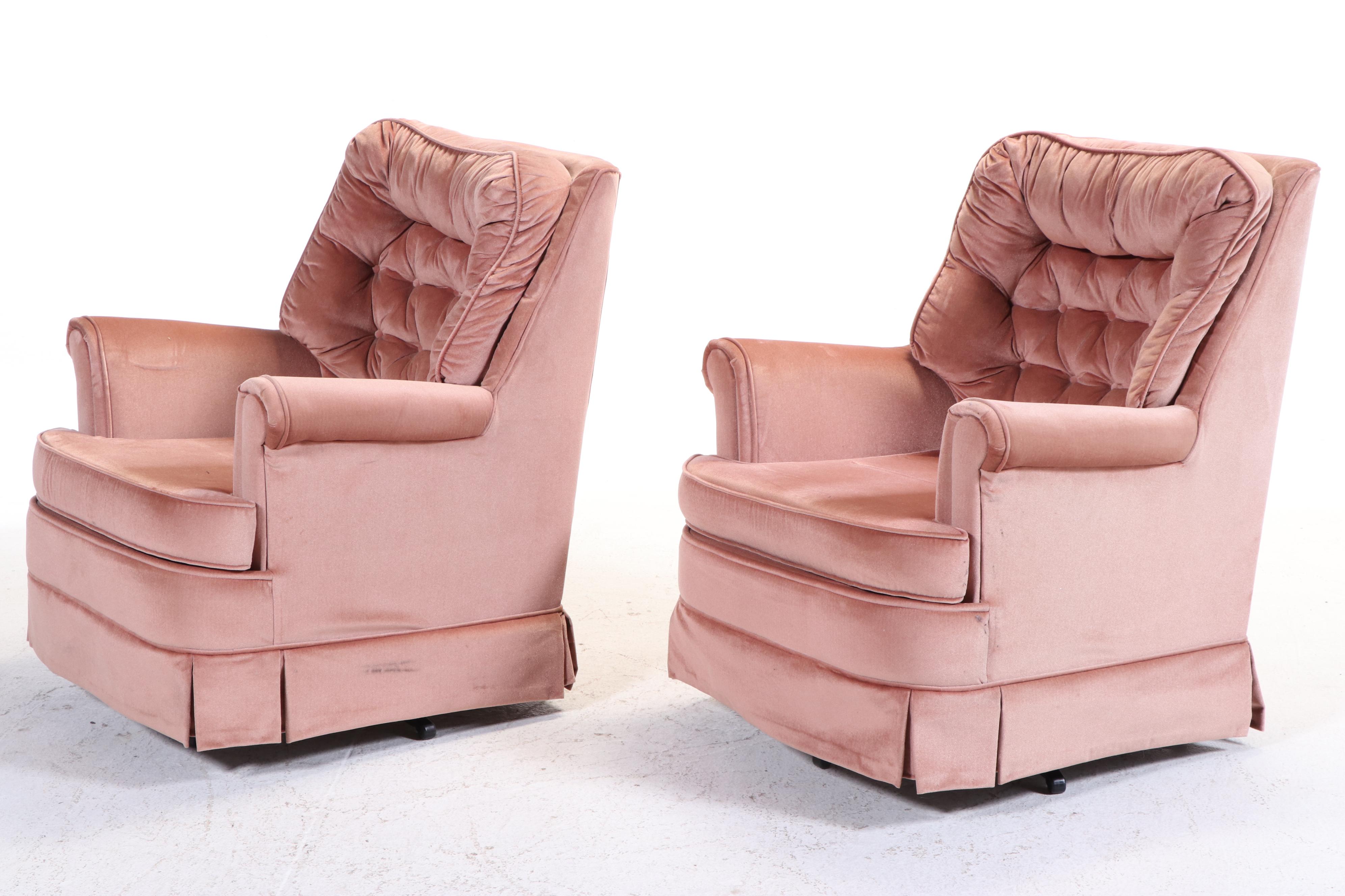 Pair of Les Brown Chair Co. Buttoned-Down Dusty Rose Swivel-Rockers and Ottomans