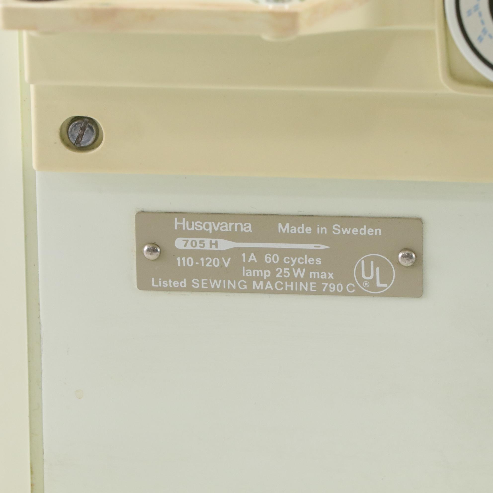 Husqvarna Viking Model 6430 Sewing Machine