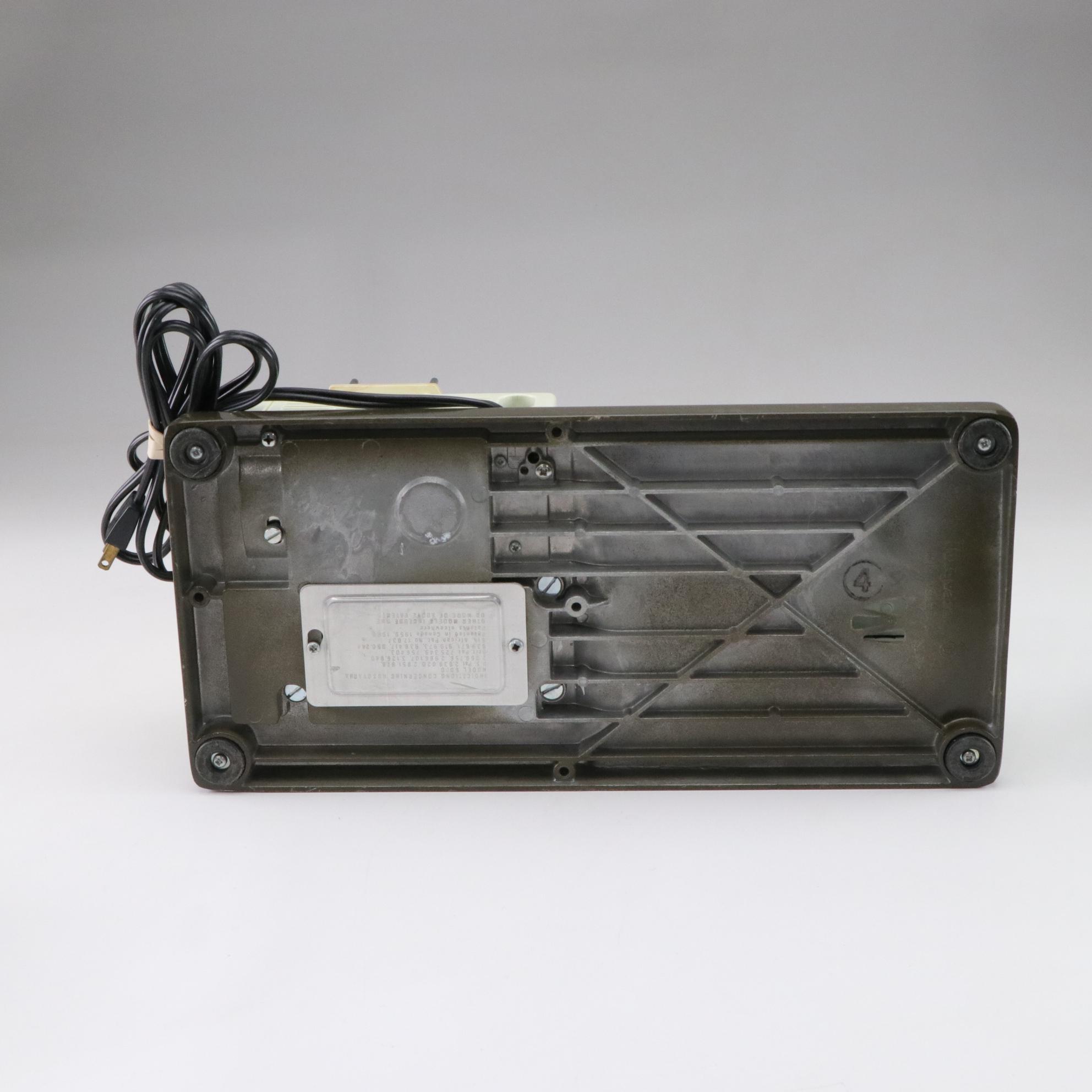 Husqvarna Viking Model 6430 Sewing Machine