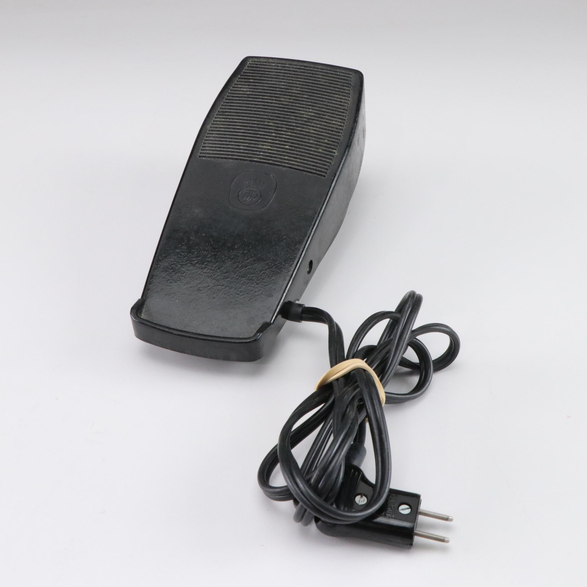 Husqvarna Viking Model 6430 Sewing Machine