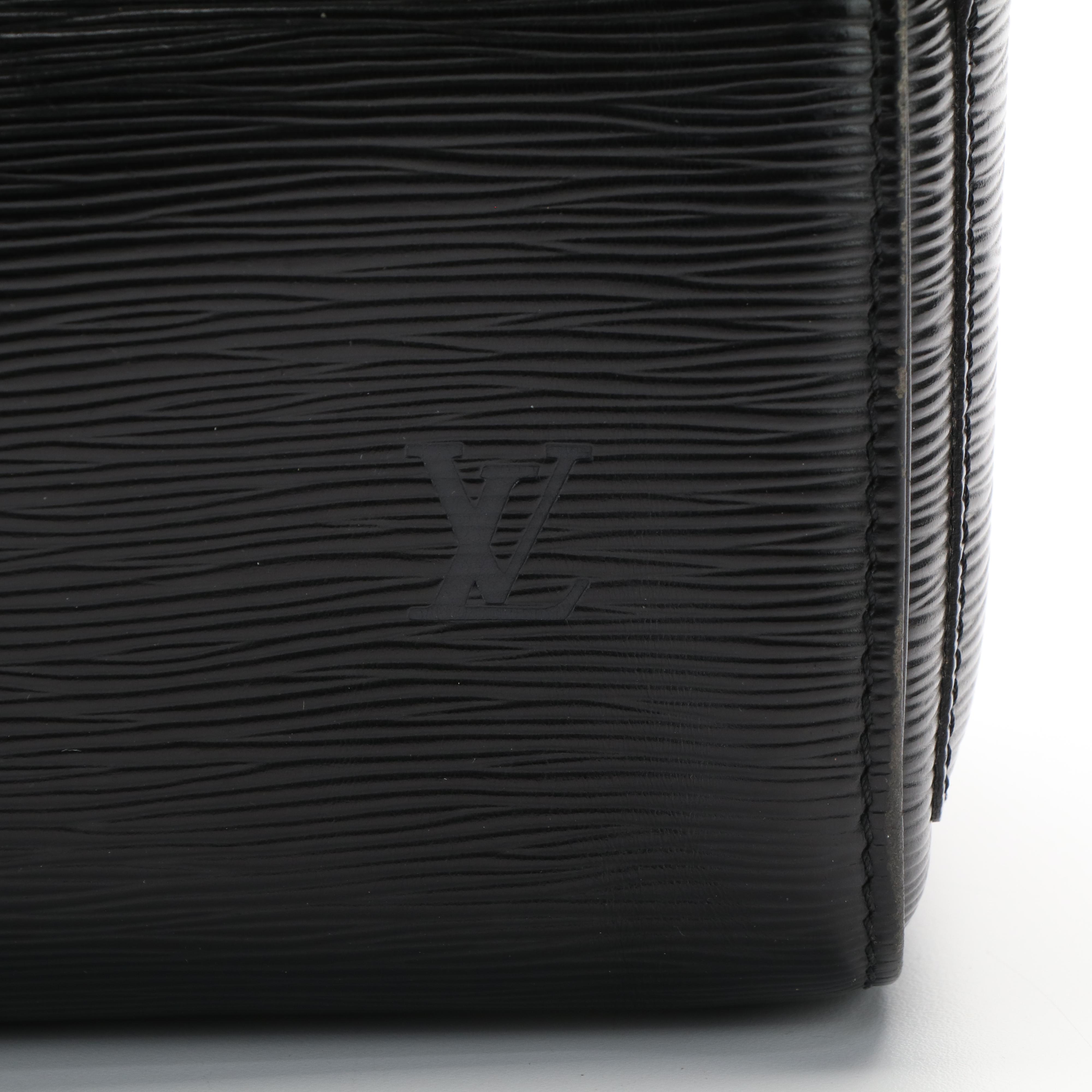 Louis Vuitton Speedy 28 Handbag in Black Epi Leather