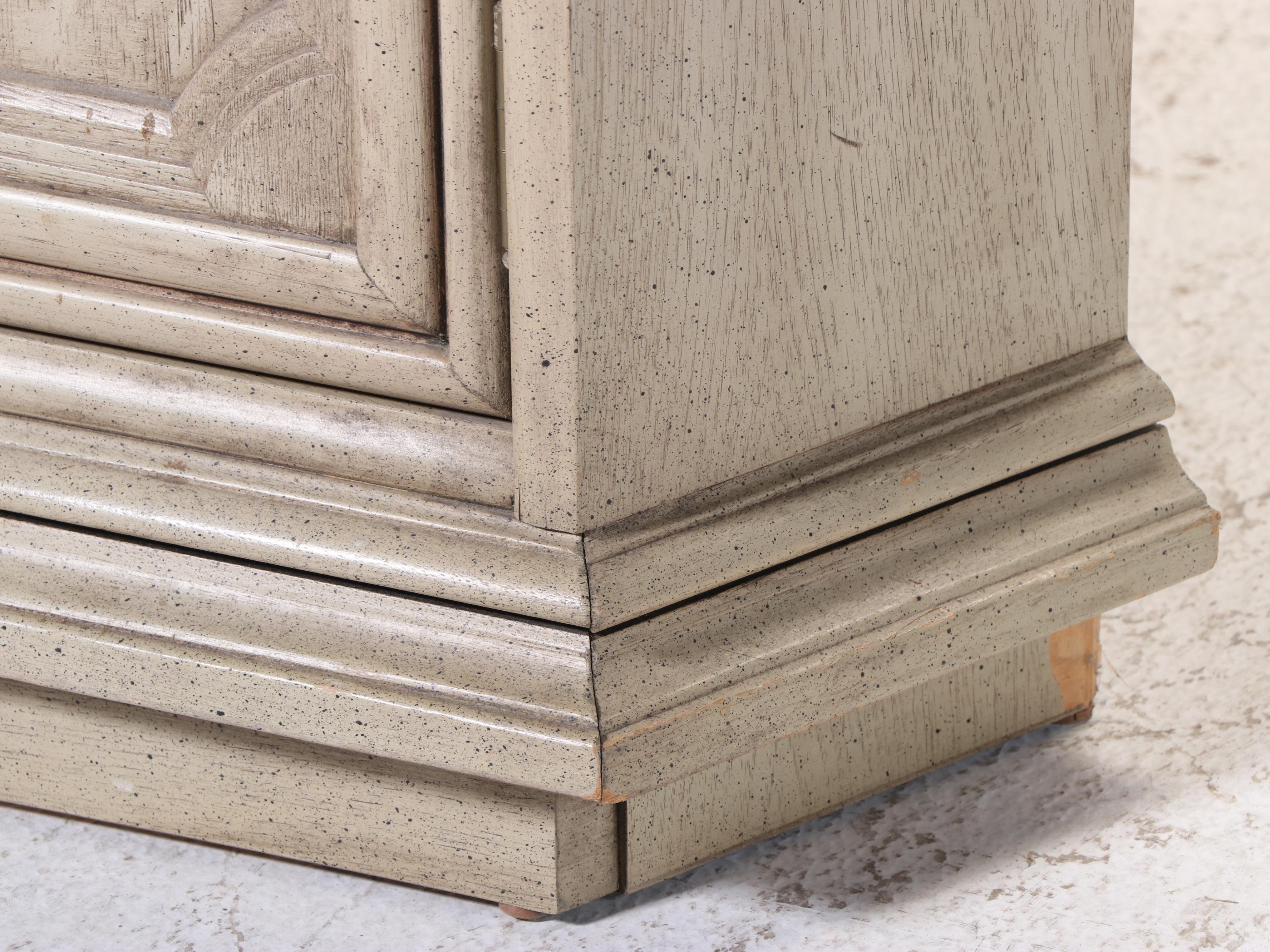 Mediterranean Style Console Cabinet in Parchment Finish, Mid-20th Century
