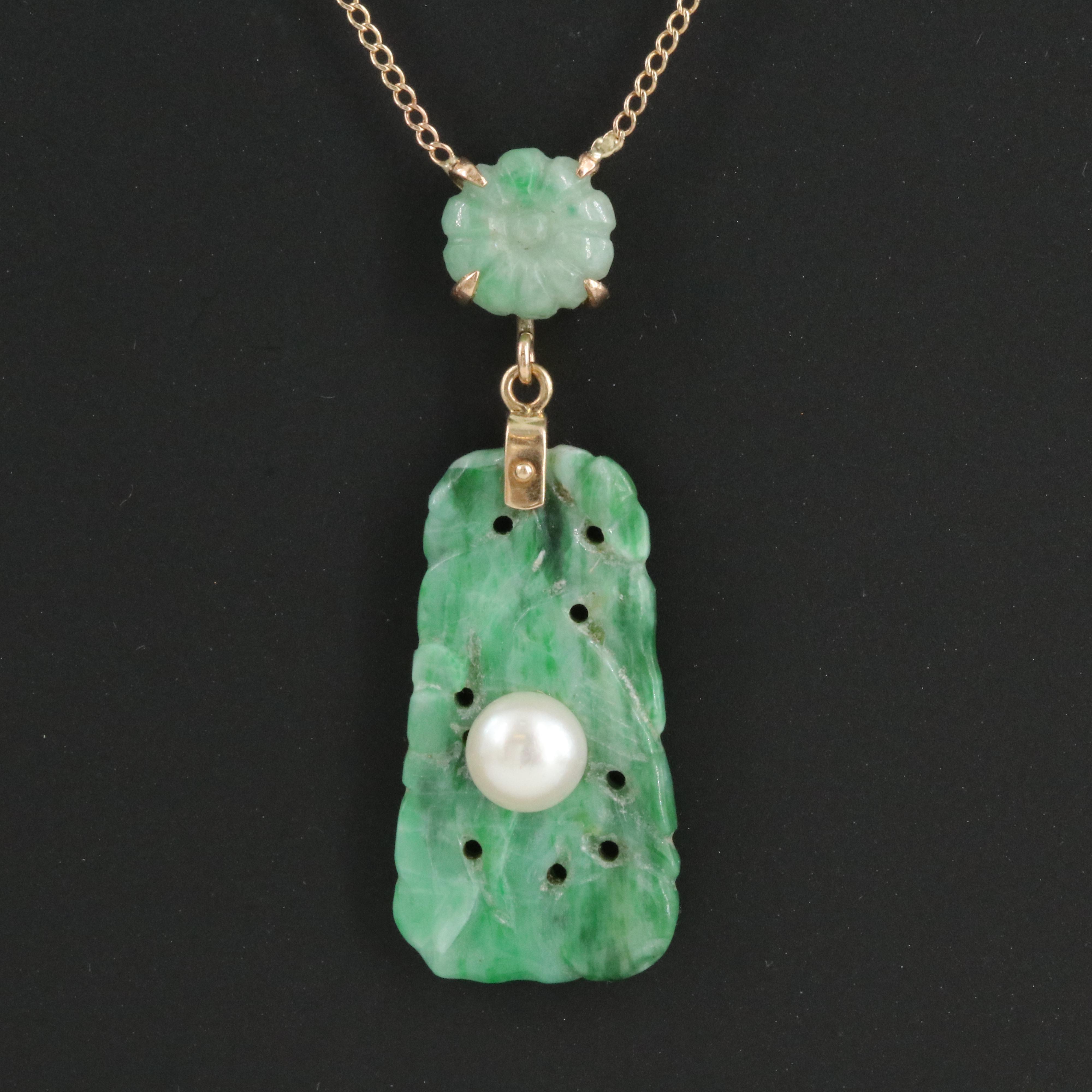 Jadeite and Pearl Necklace Featuring 14K and 10K Gold