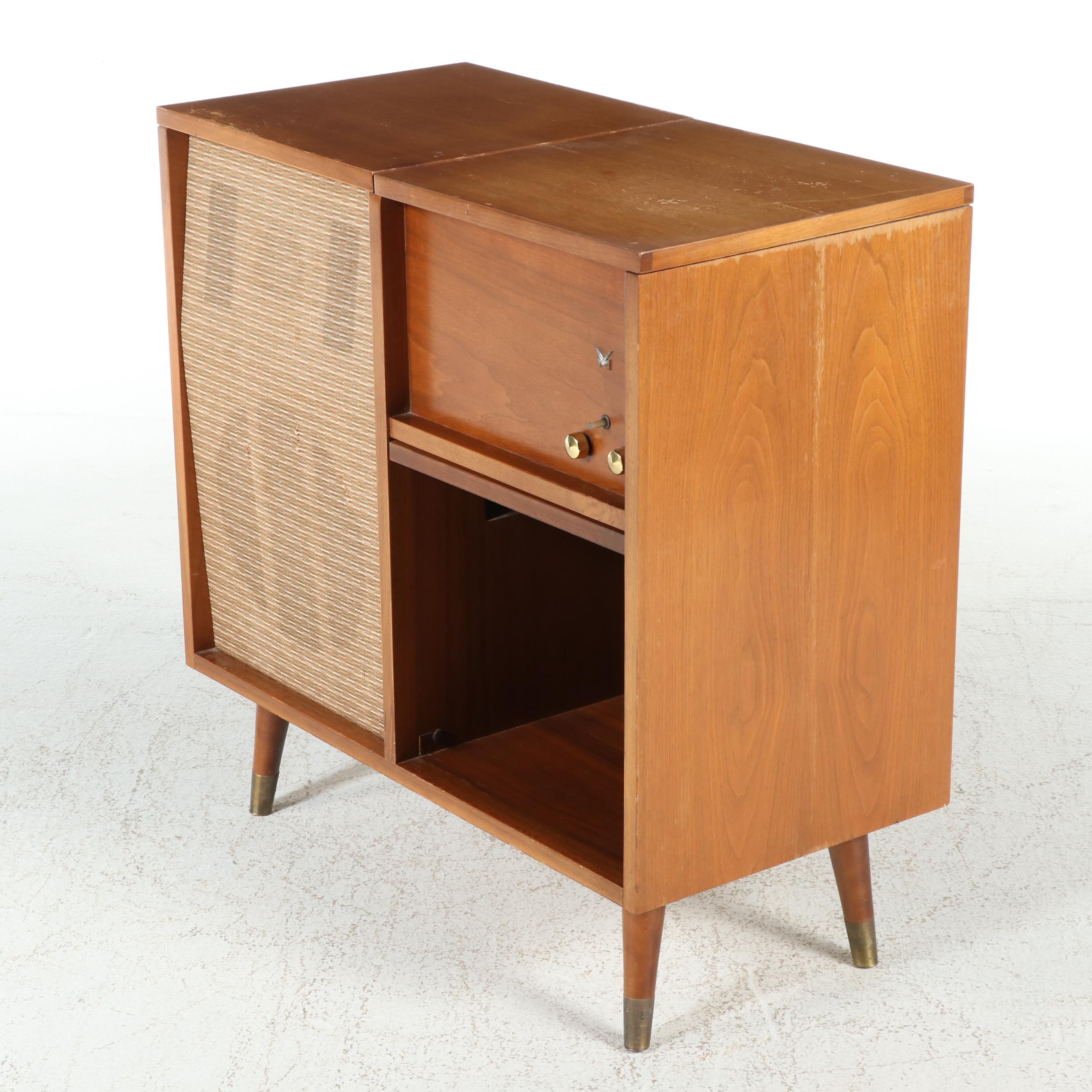 Voice of Music Tri-O-Matic 565A Console, Mid-20th Century