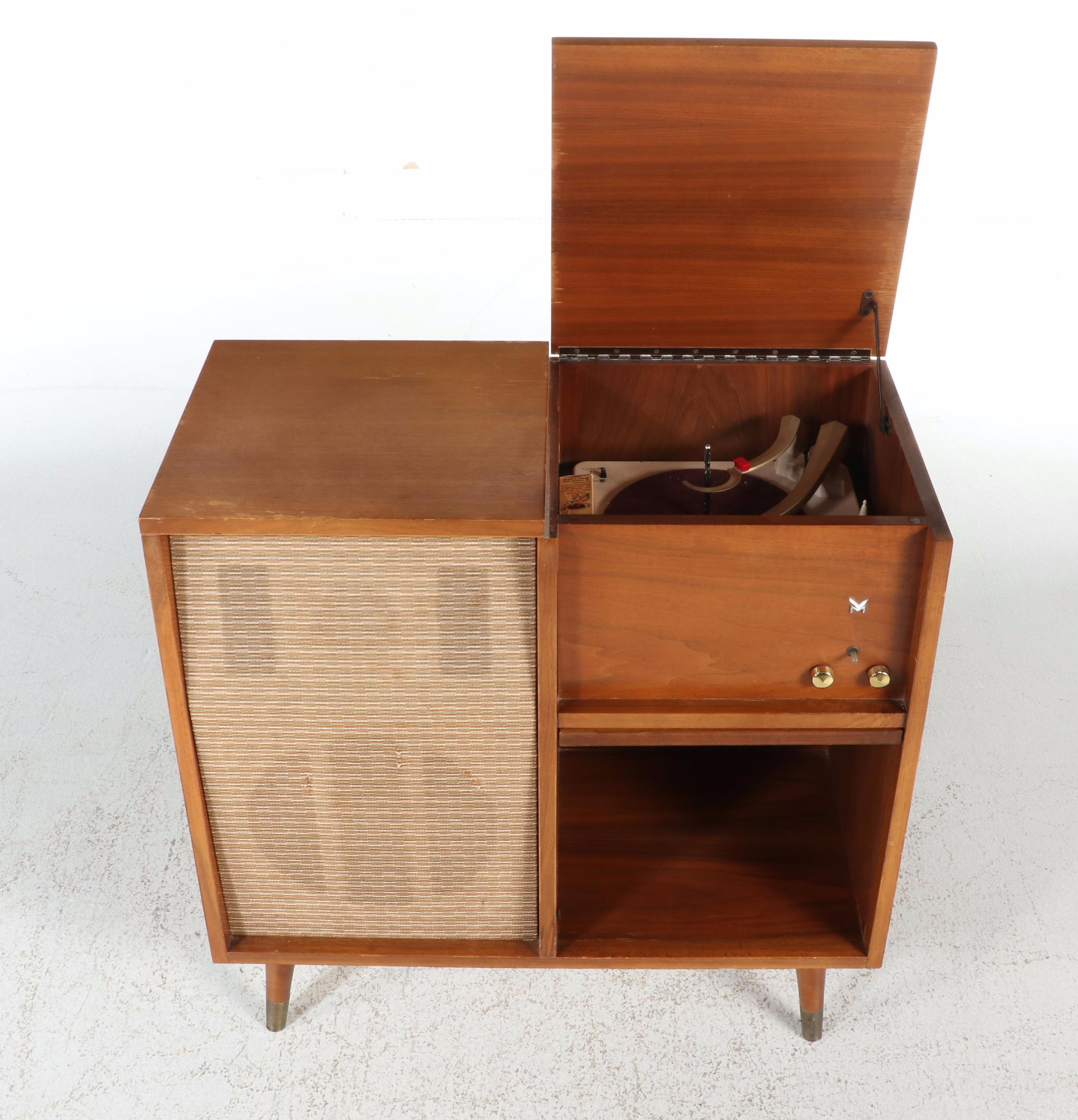 Voice of Music Tri-O-Matic 565A Console, Mid-20th Century