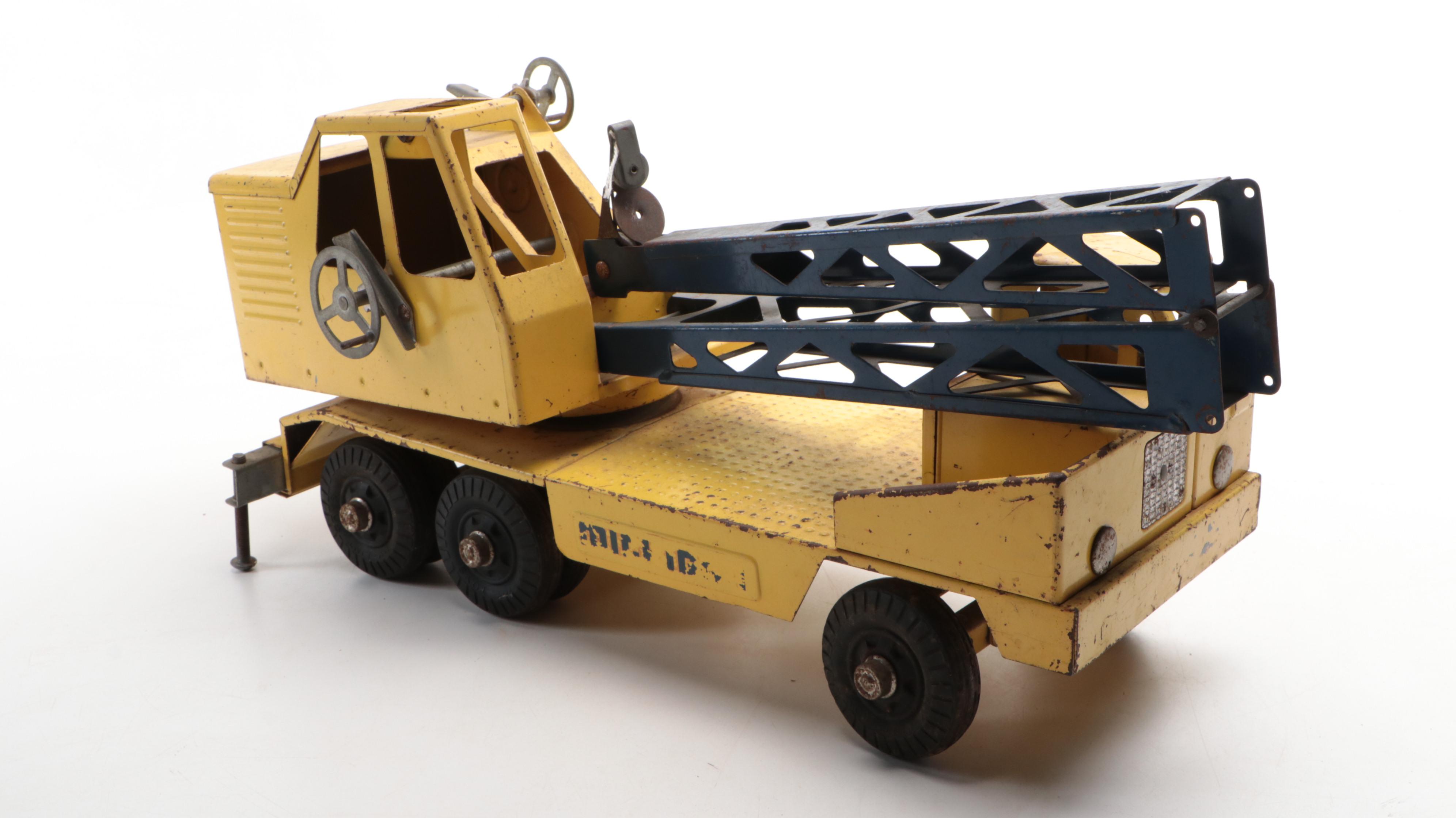 Nylint Michigan T-24 Crane with Smith Miller Hook & Ladder
