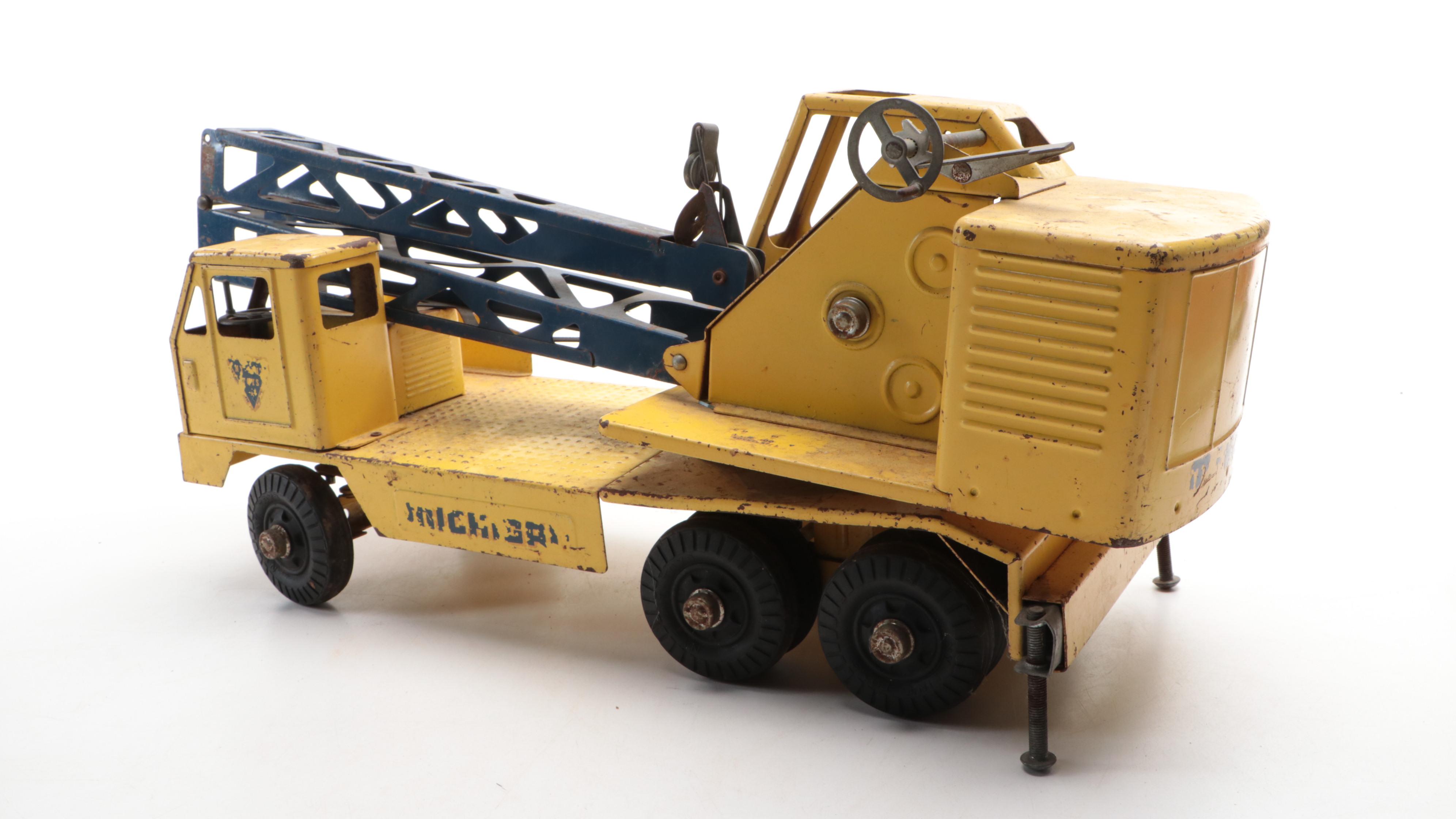 Nylint Michigan T-24 Crane with Smith Miller Hook & Ladder